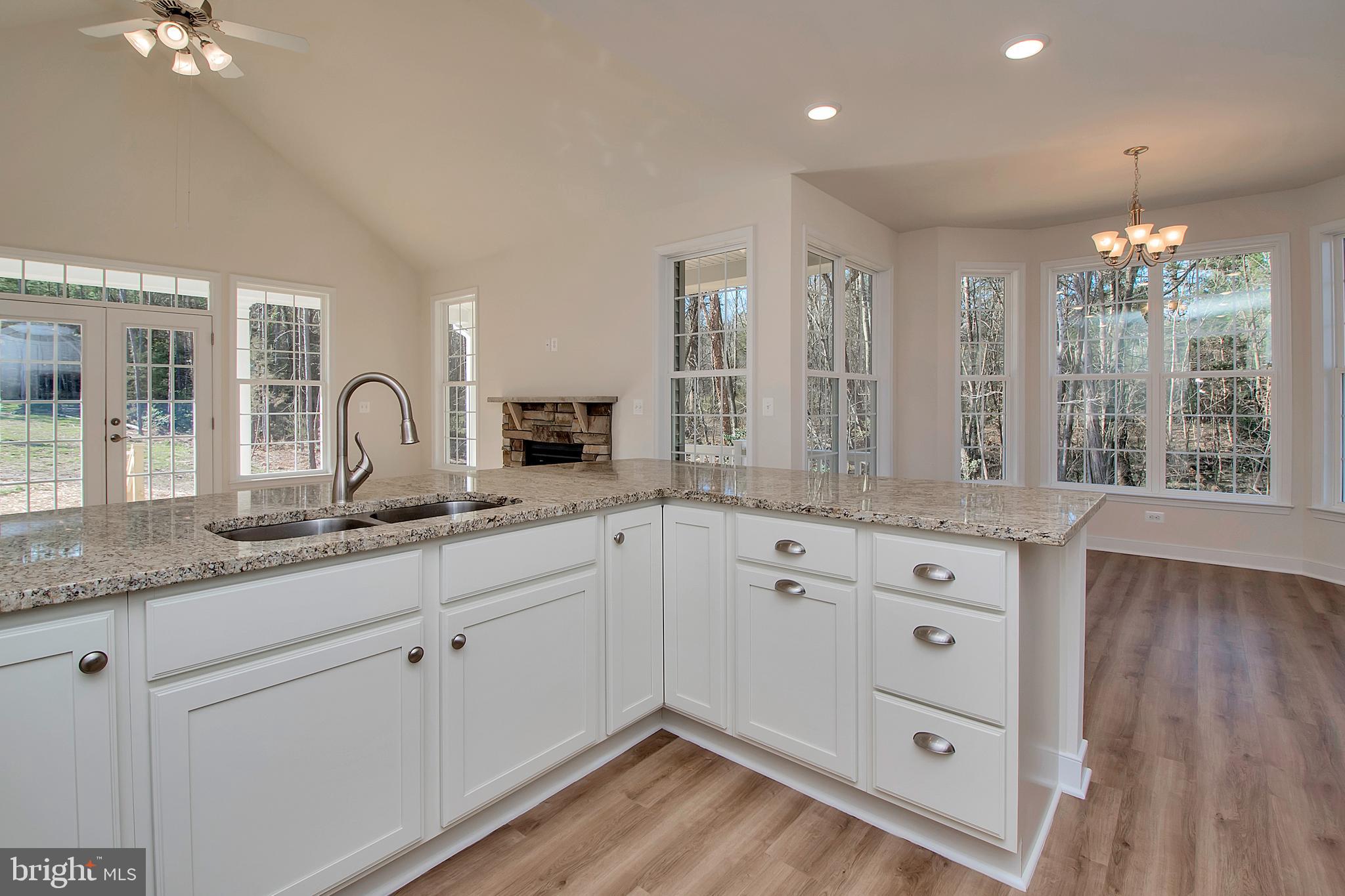 GOVERNOR SPOTSWOOD ESTATES - Residential