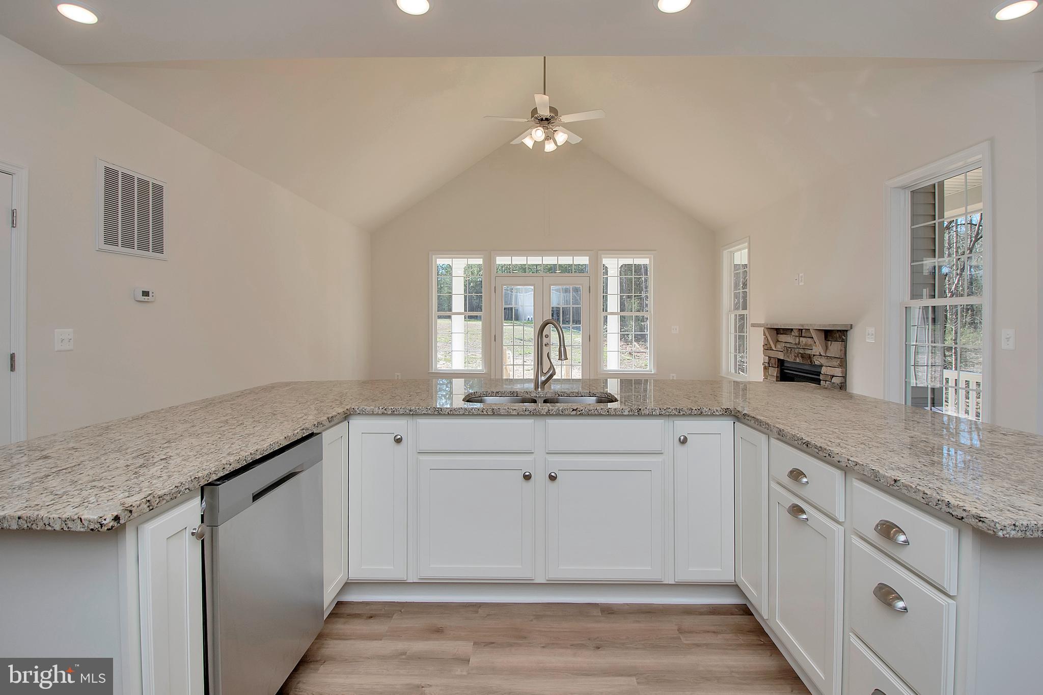 GOVERNOR SPOTSWOOD ESTATES - Residential