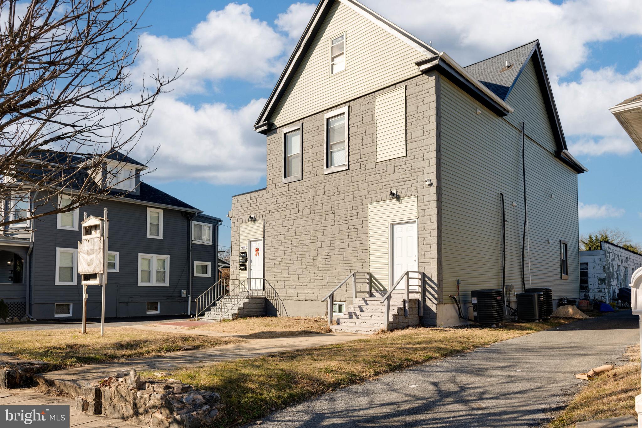 HAMILTON - Residential