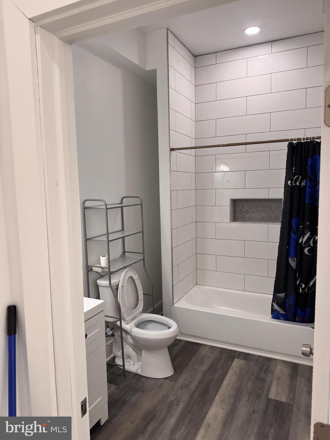 HAMILTON - Residential