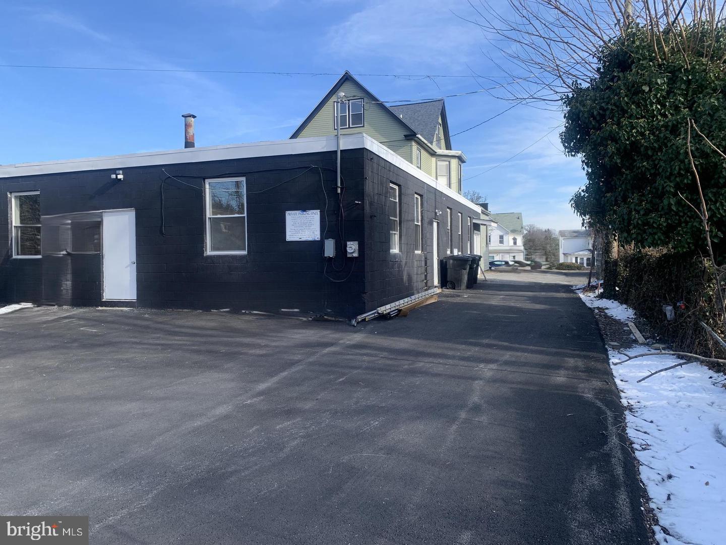 HAMILTON - Residential