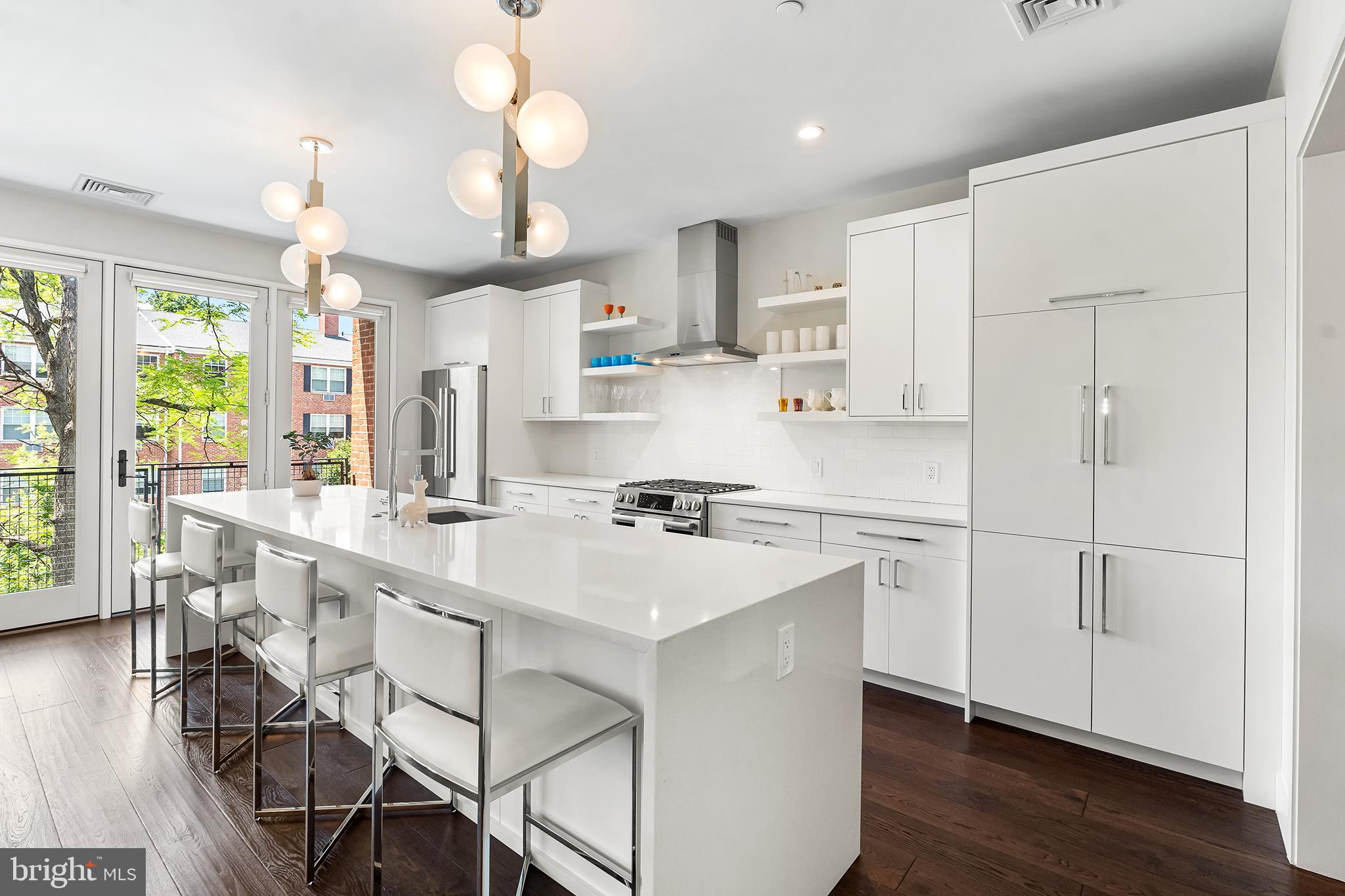 427 E LANCASTER AVENUE 1202