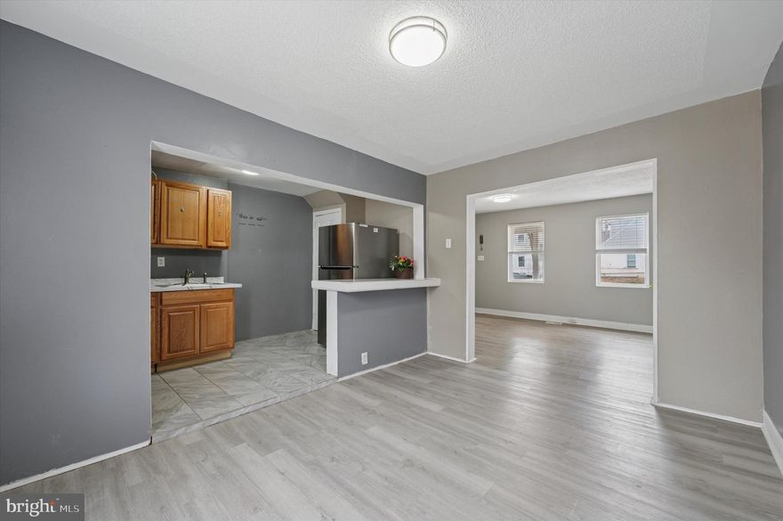 Charming Newly Remodeled Home – Move-in Ready!

Welcome to 1137 Pine Lane, a beautifully updated 2-bedroom, 1-bath home in the revitalizing Chester neighborhood. Perfect for first-time homebuyers or investors, this property offers modern upgrades and a cozy atmosphere. Enjoy a fresh, move-in-ready space with stylish finishes throughout. Conveniently located near local amenities, schools, and public transportation, this home is a fantastic opportunity to own in an up-and-coming area. Don't miss your chance—schedule a showing today!