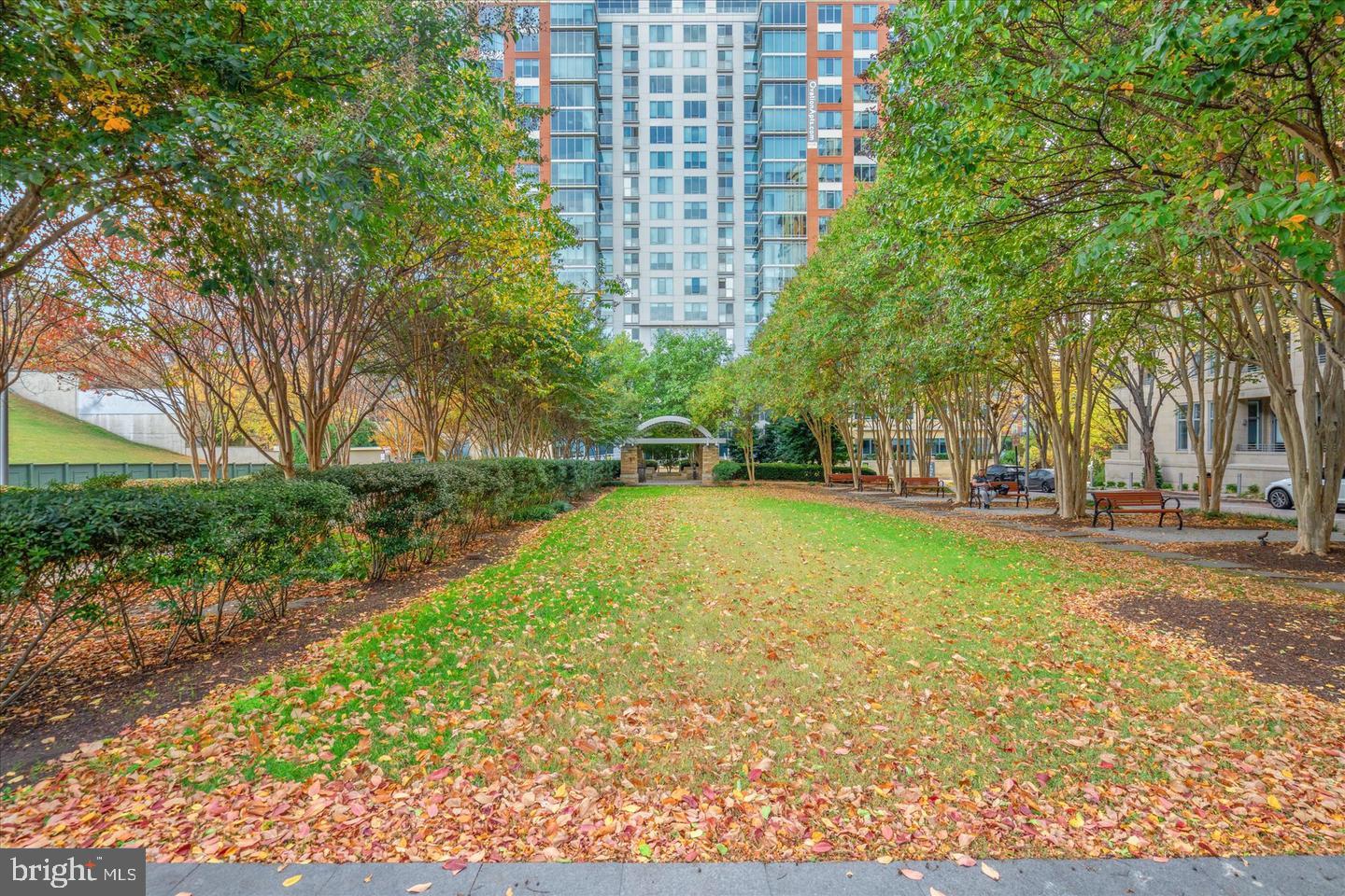 8220 CRESTWOOD HEIGHTS DRIVE 814