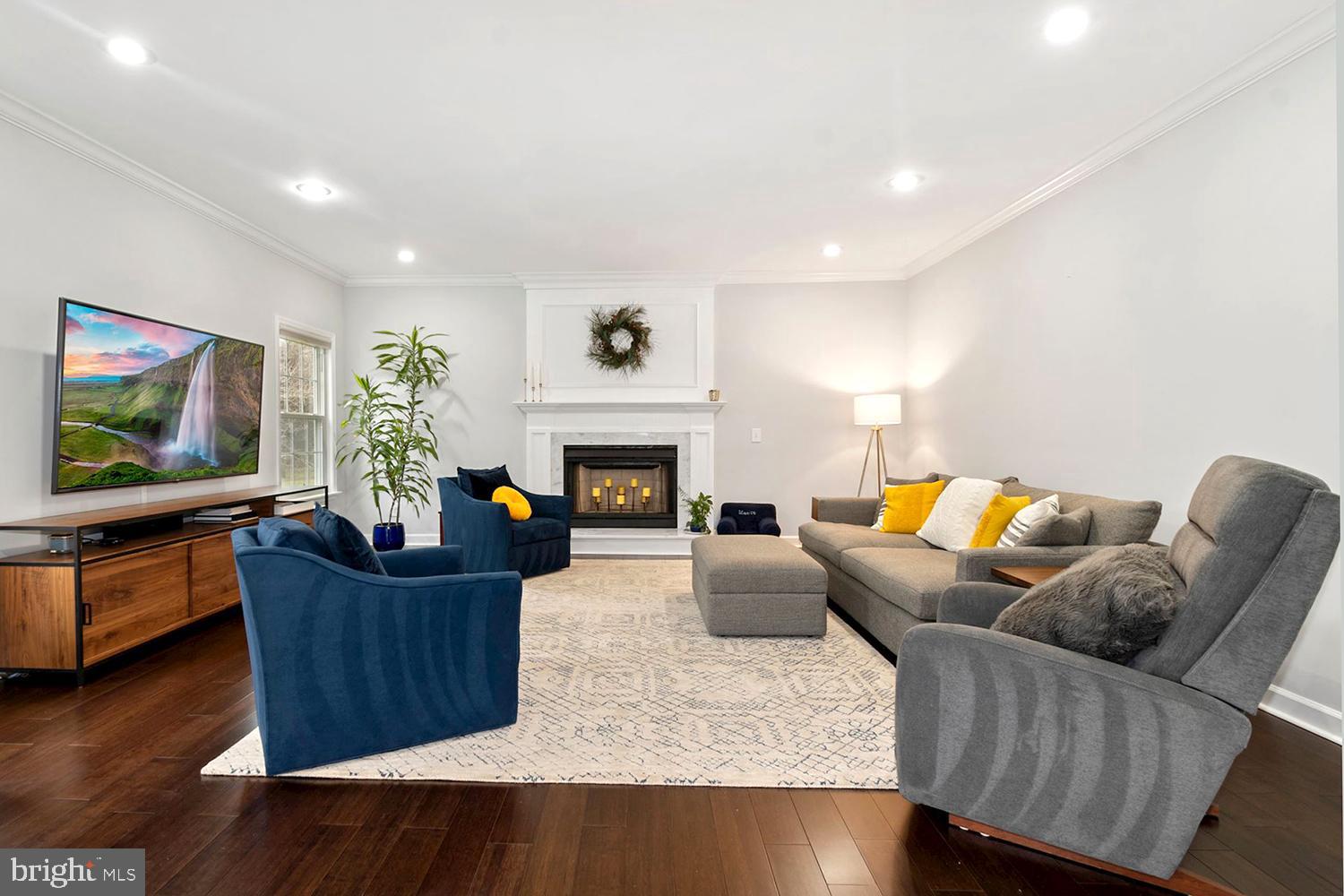 CAMBRIA - Residential