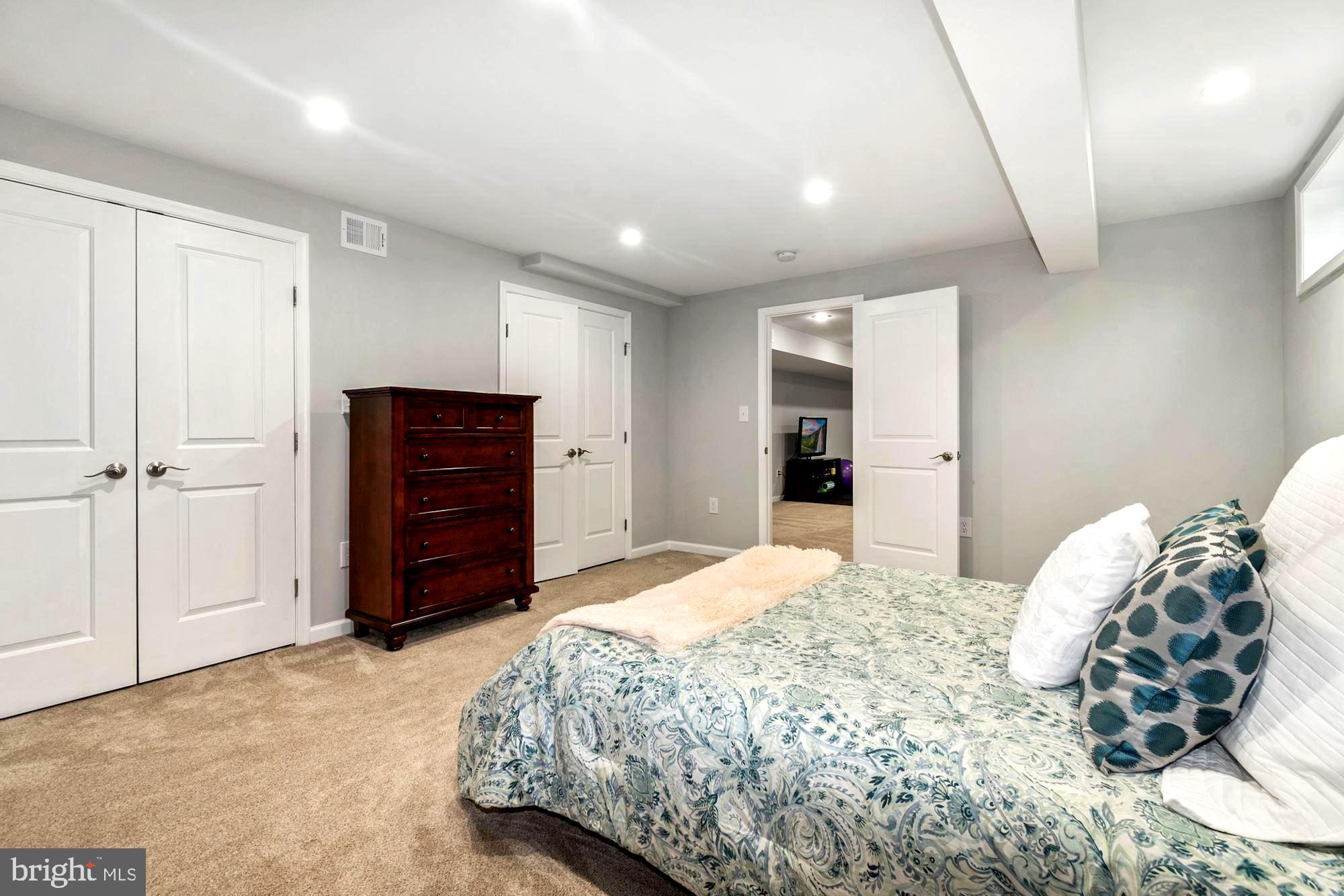 CAMBRIA - Residential