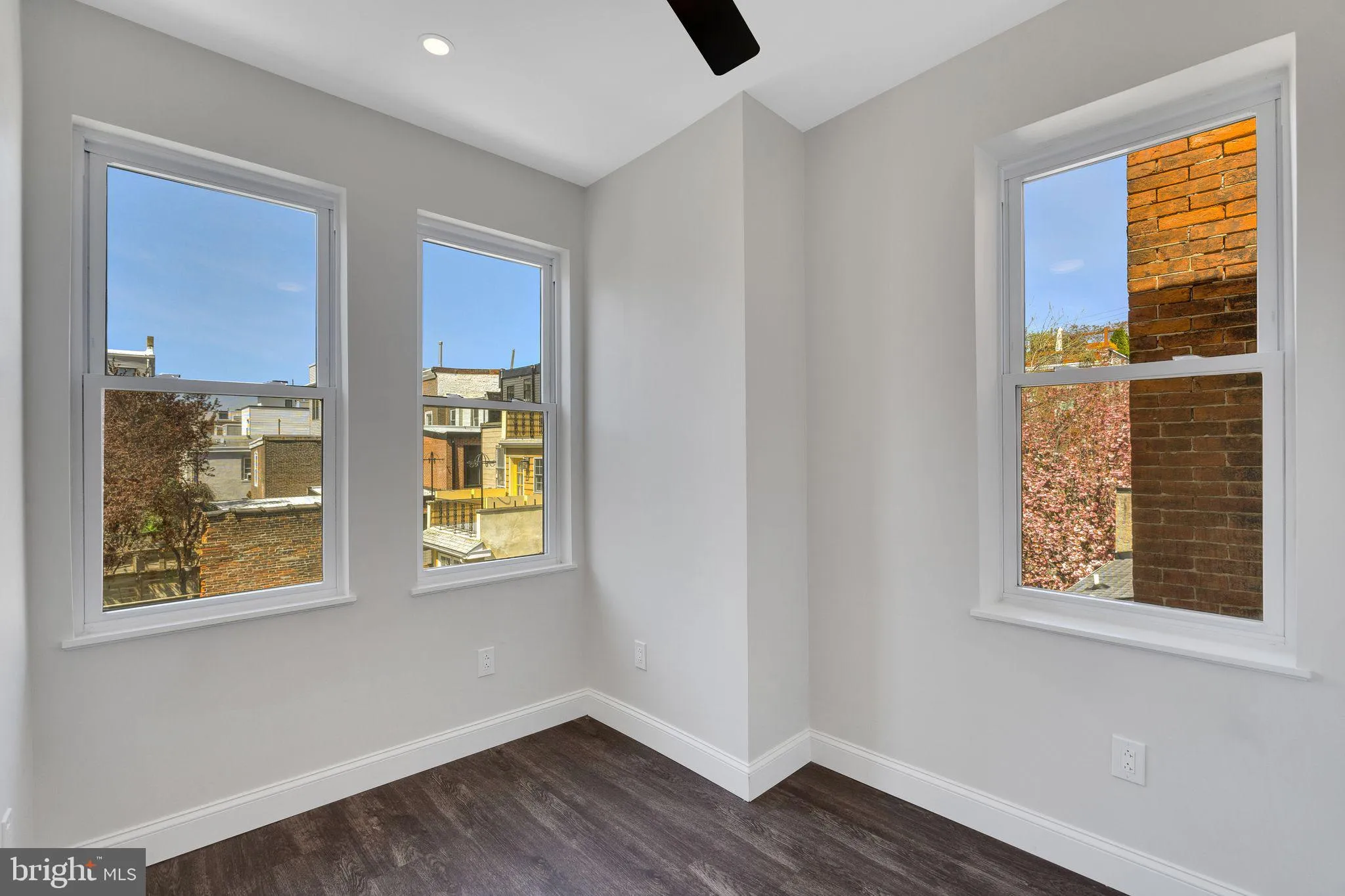 Philadelphia, Pennsylvania 19125, United States, 3 Bedrooms Bedrooms, ,2 BathroomsBathrooms,Residential,Active,114869