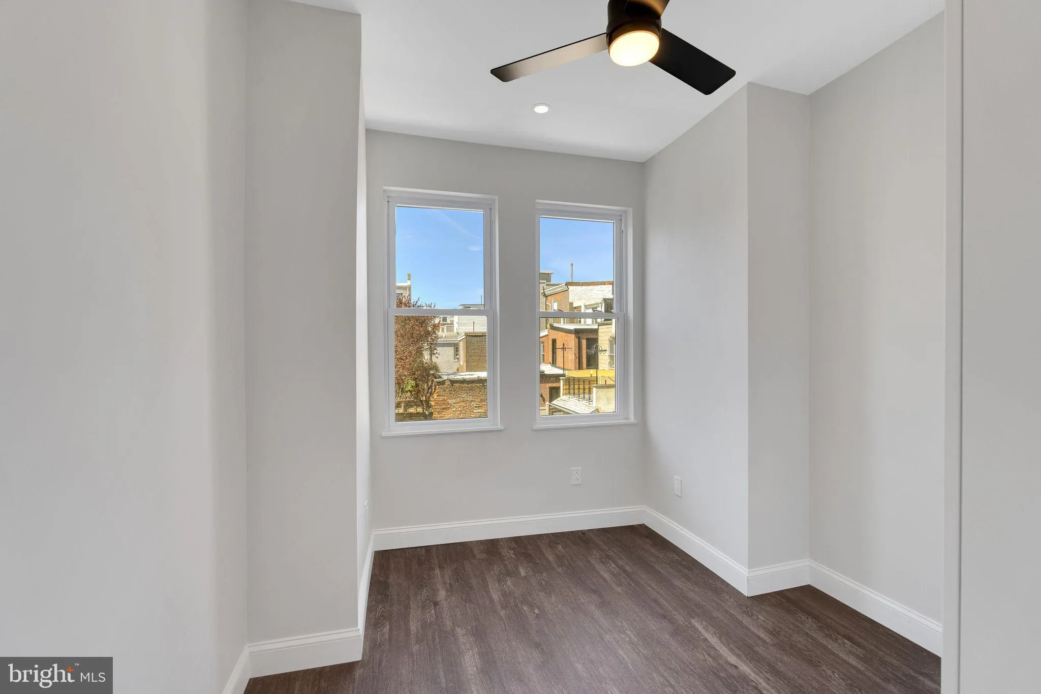 Philadelphia, Pennsylvania 19125, United States, 3 Bedrooms Bedrooms, ,2 BathroomsBathrooms,Residential,Active,114869