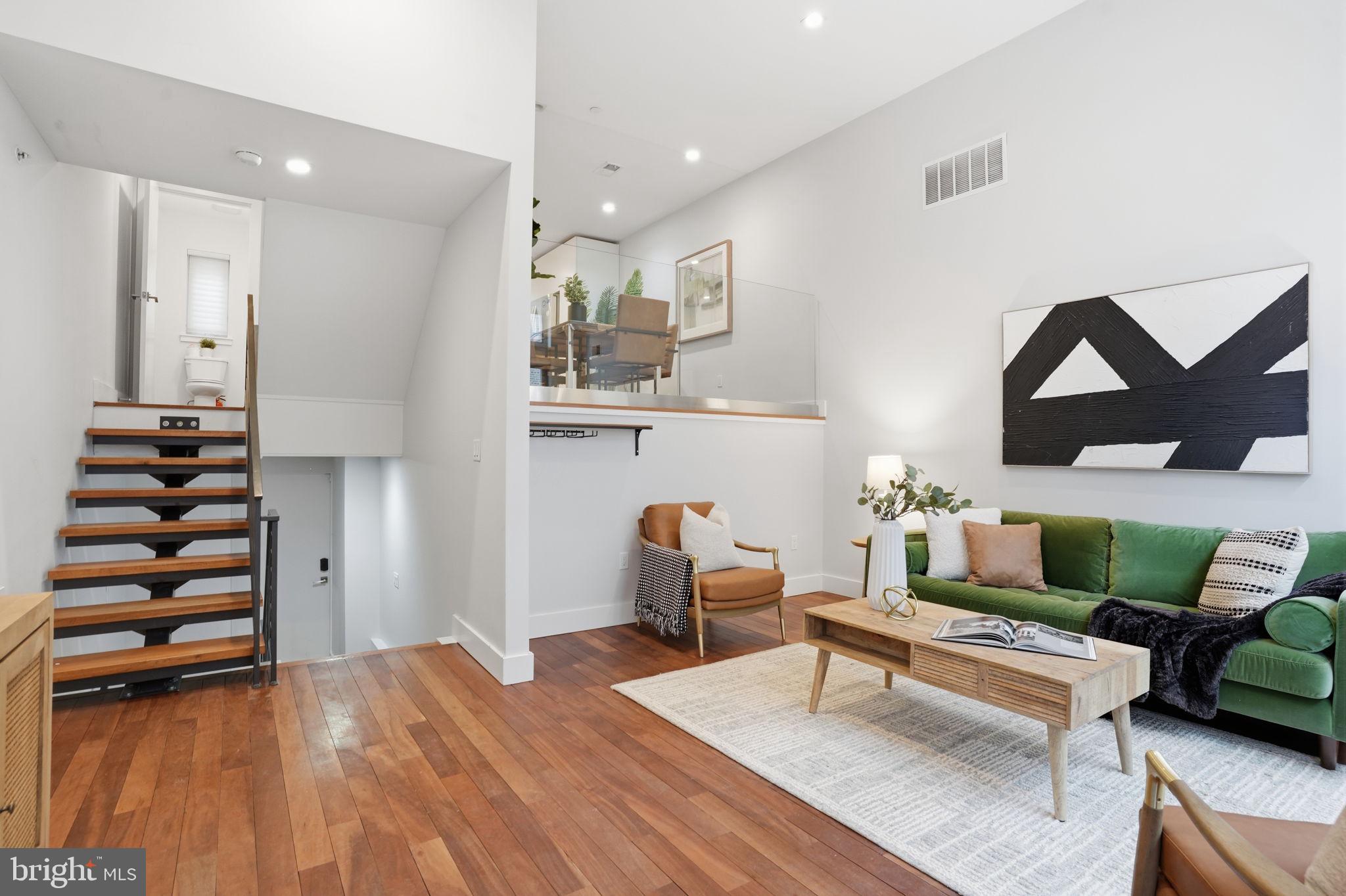 FAIRMOUNT - Residential