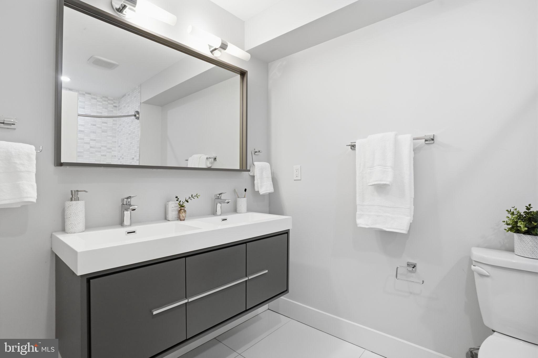 FAIRMOUNT - Residential