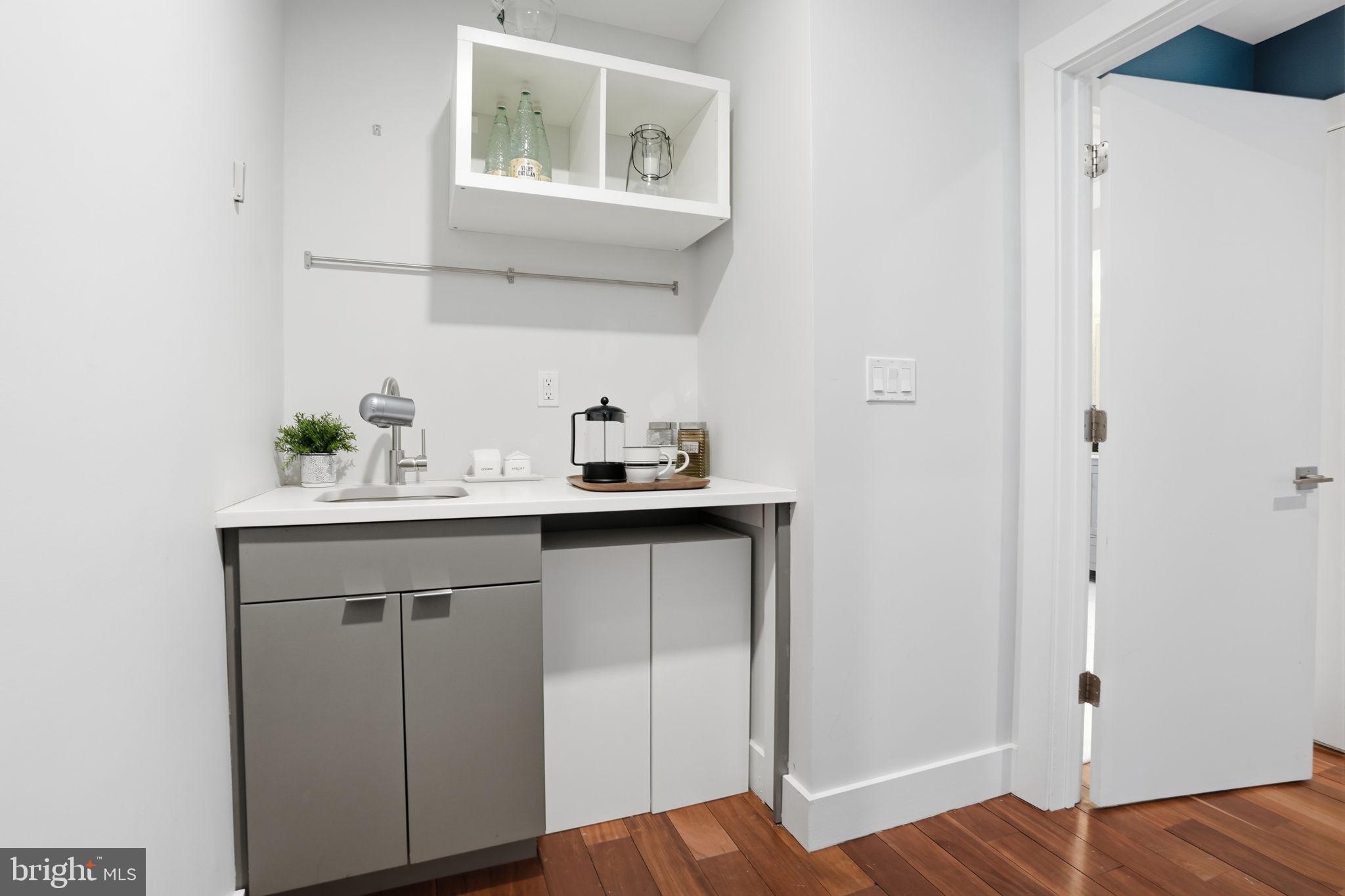 FAIRMOUNT - Residential