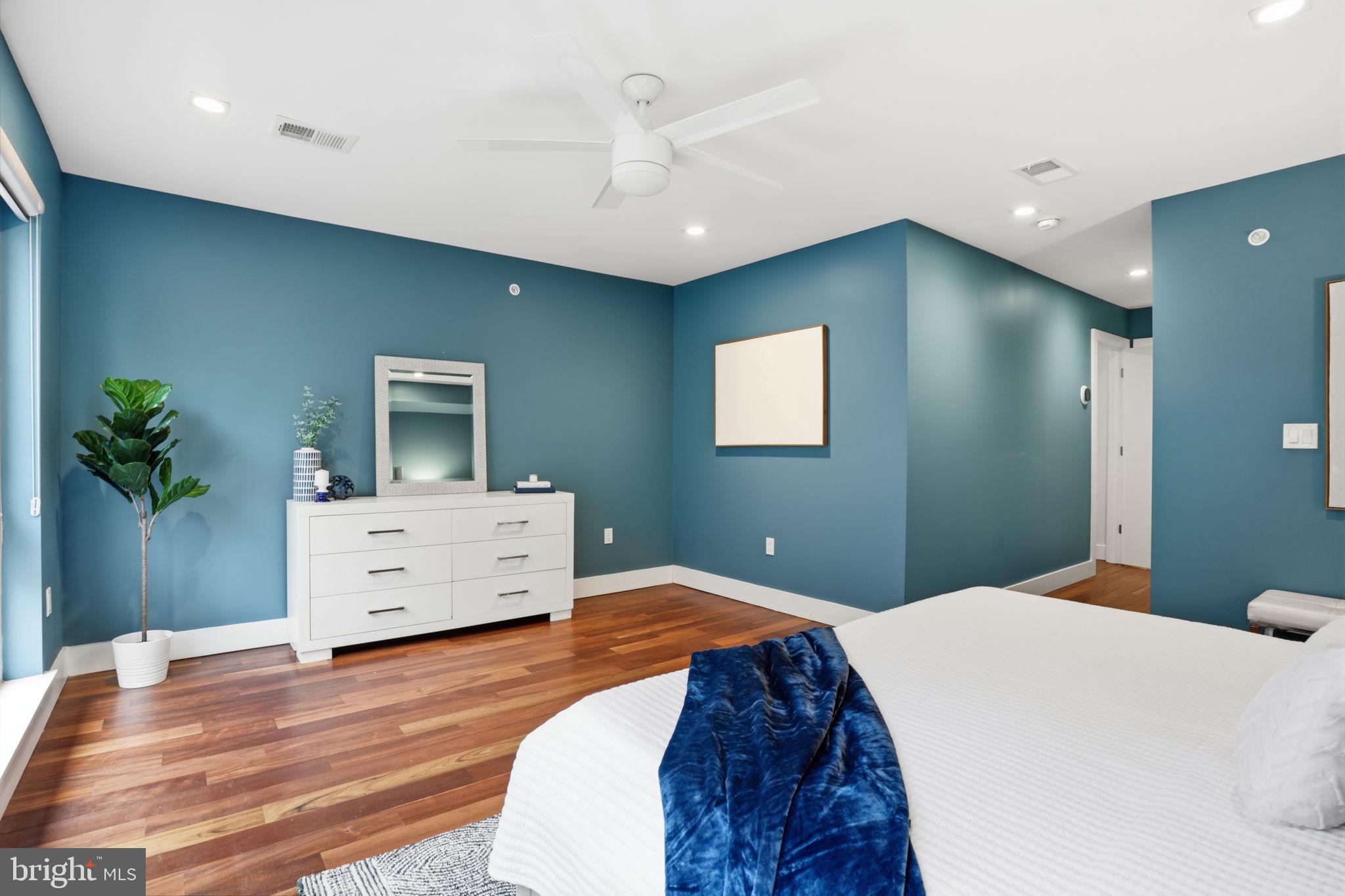 FAIRMOUNT - Residential