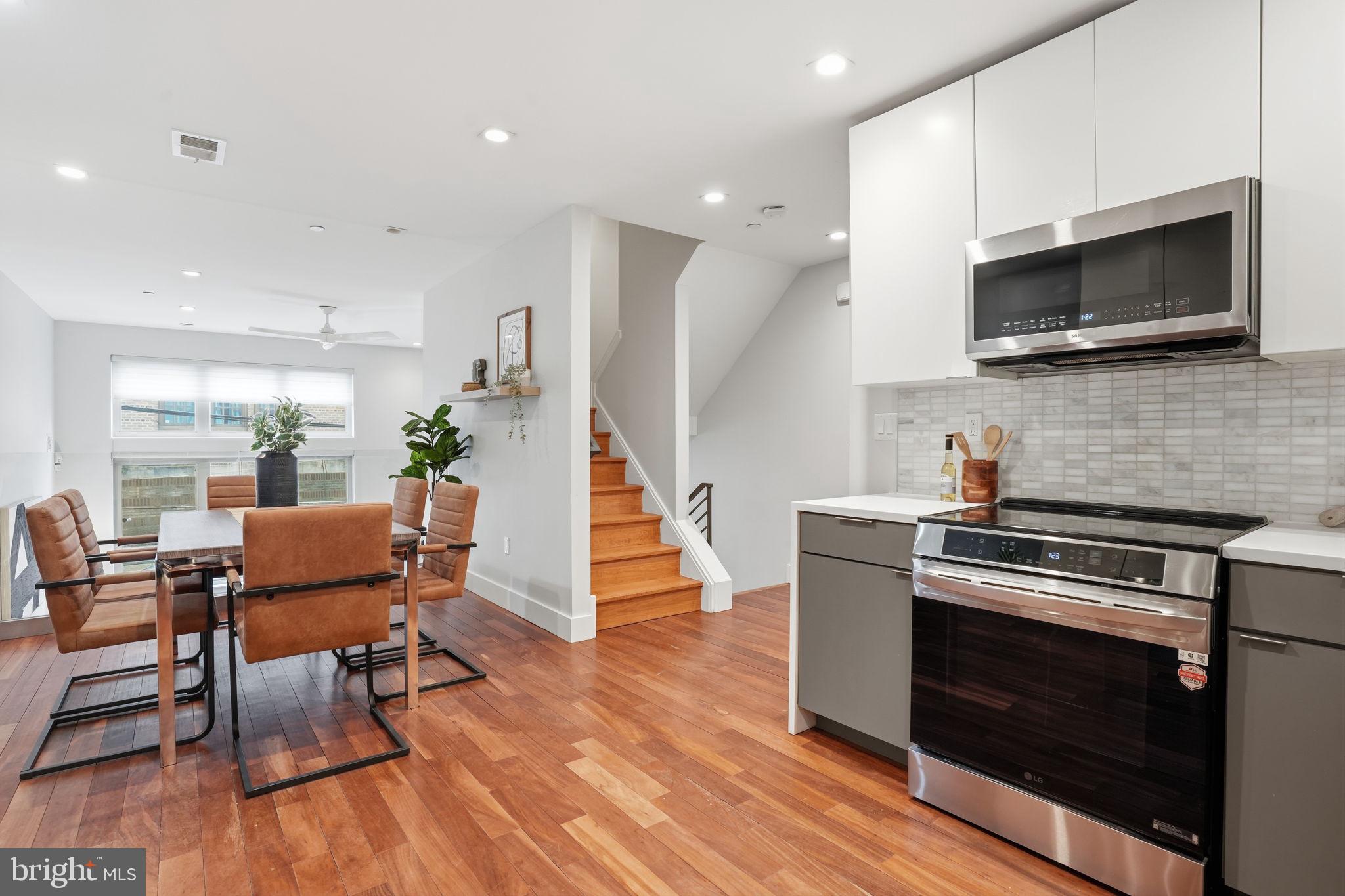 FAIRMOUNT - Residential