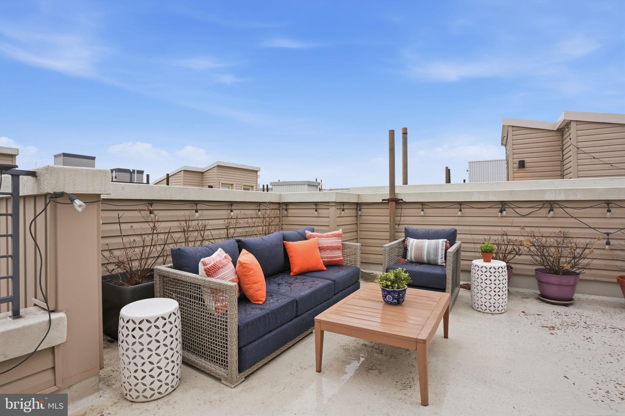 FAIRMOUNT - Residential