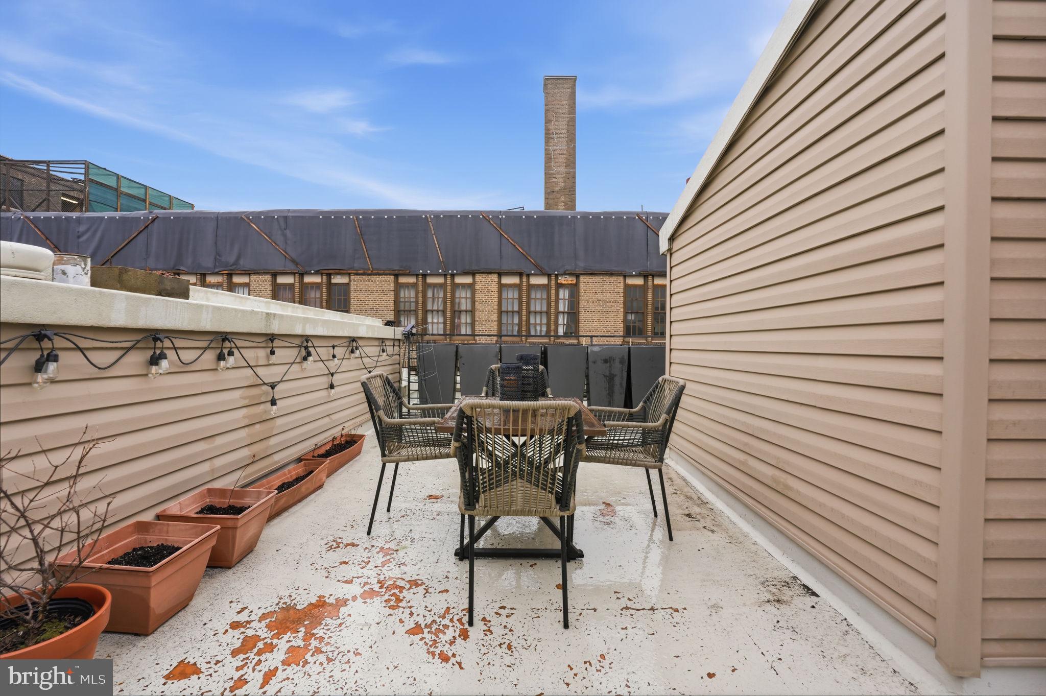 FAIRMOUNT - Residential