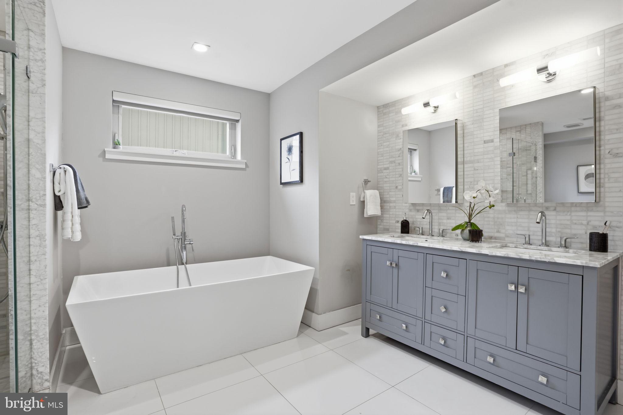 FAIRMOUNT - Residential