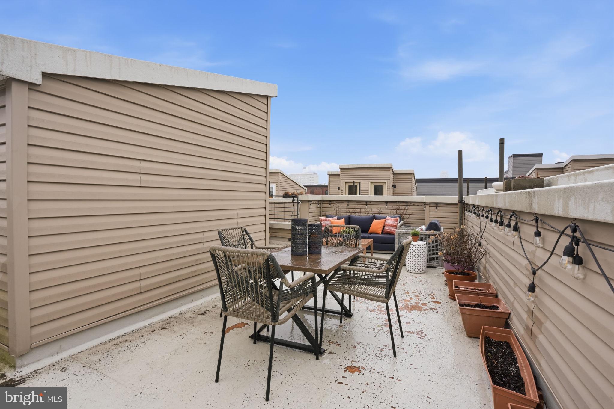 FAIRMOUNT - Residential