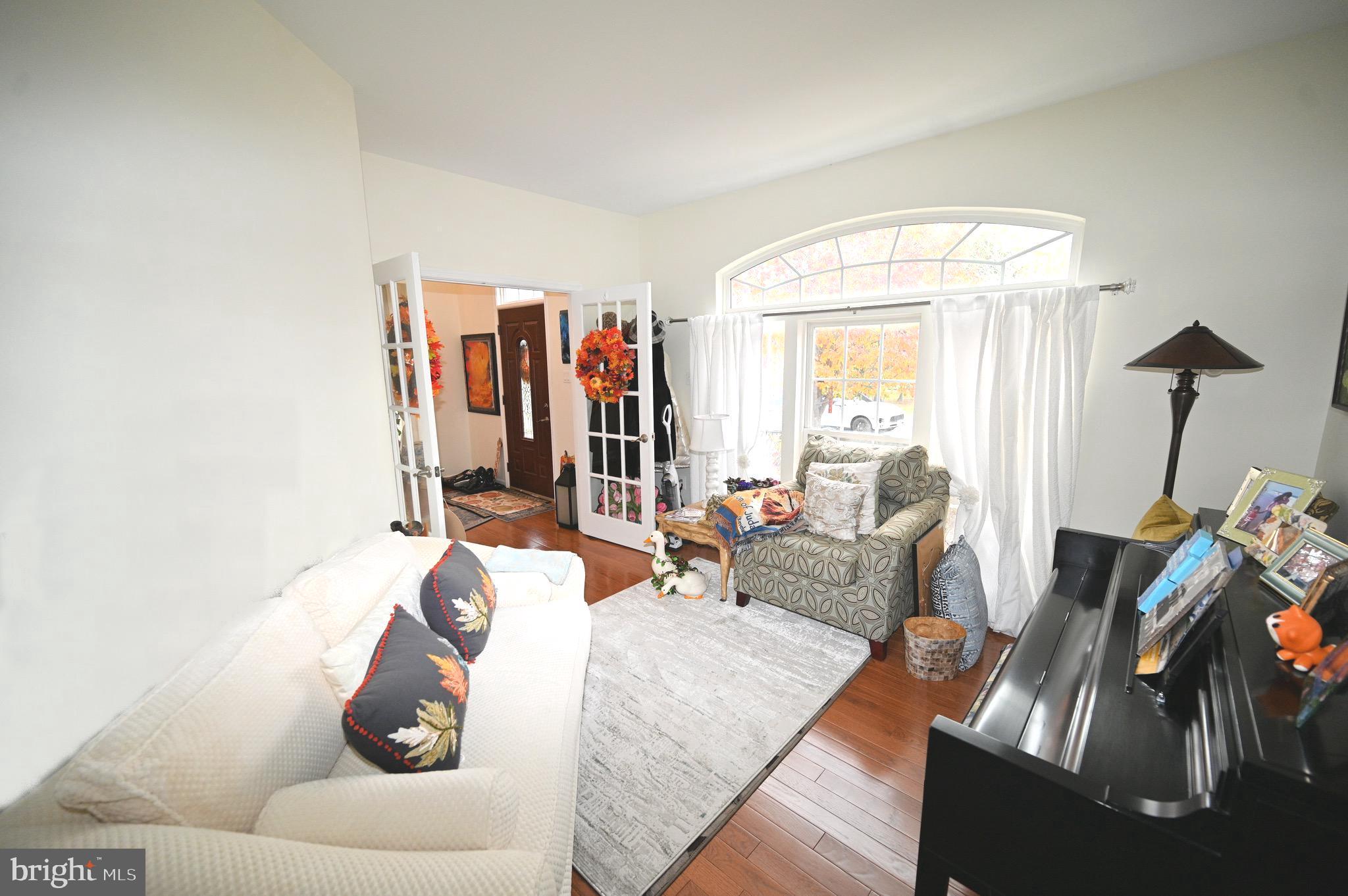 EARNSHAW ESTATES - Residential