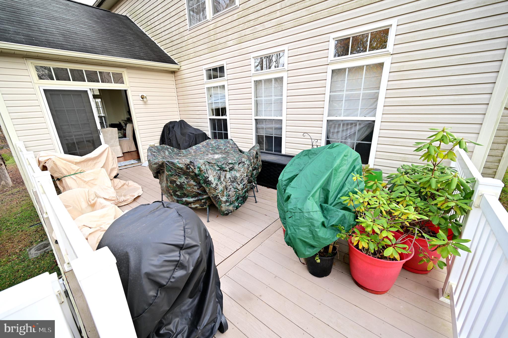 EARNSHAW ESTATES - Residential