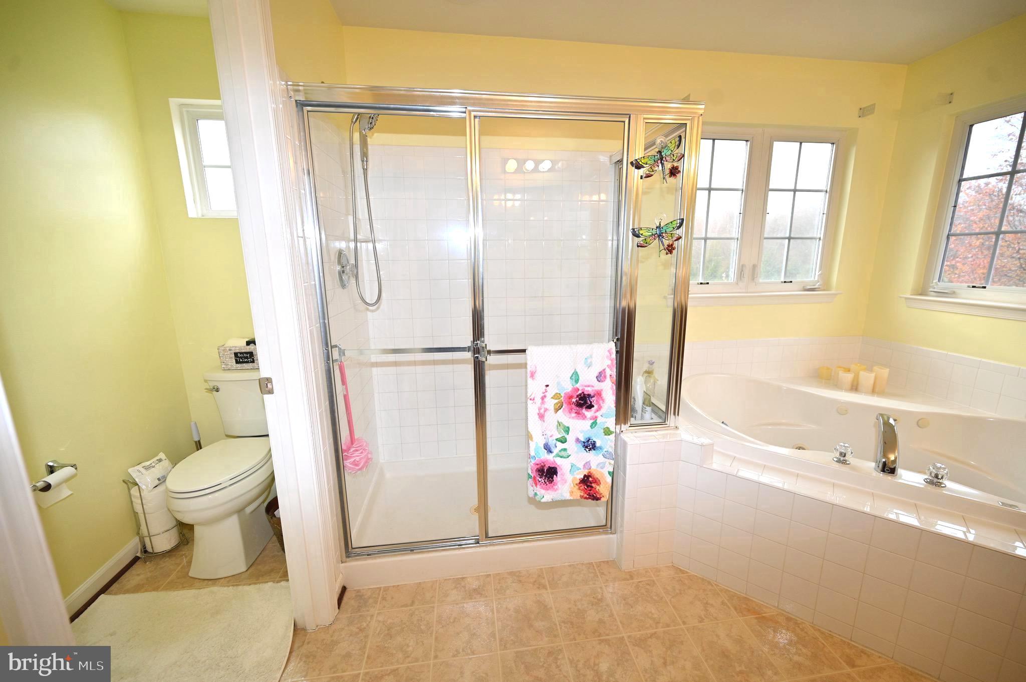 EARNSHAW ESTATES - Residential