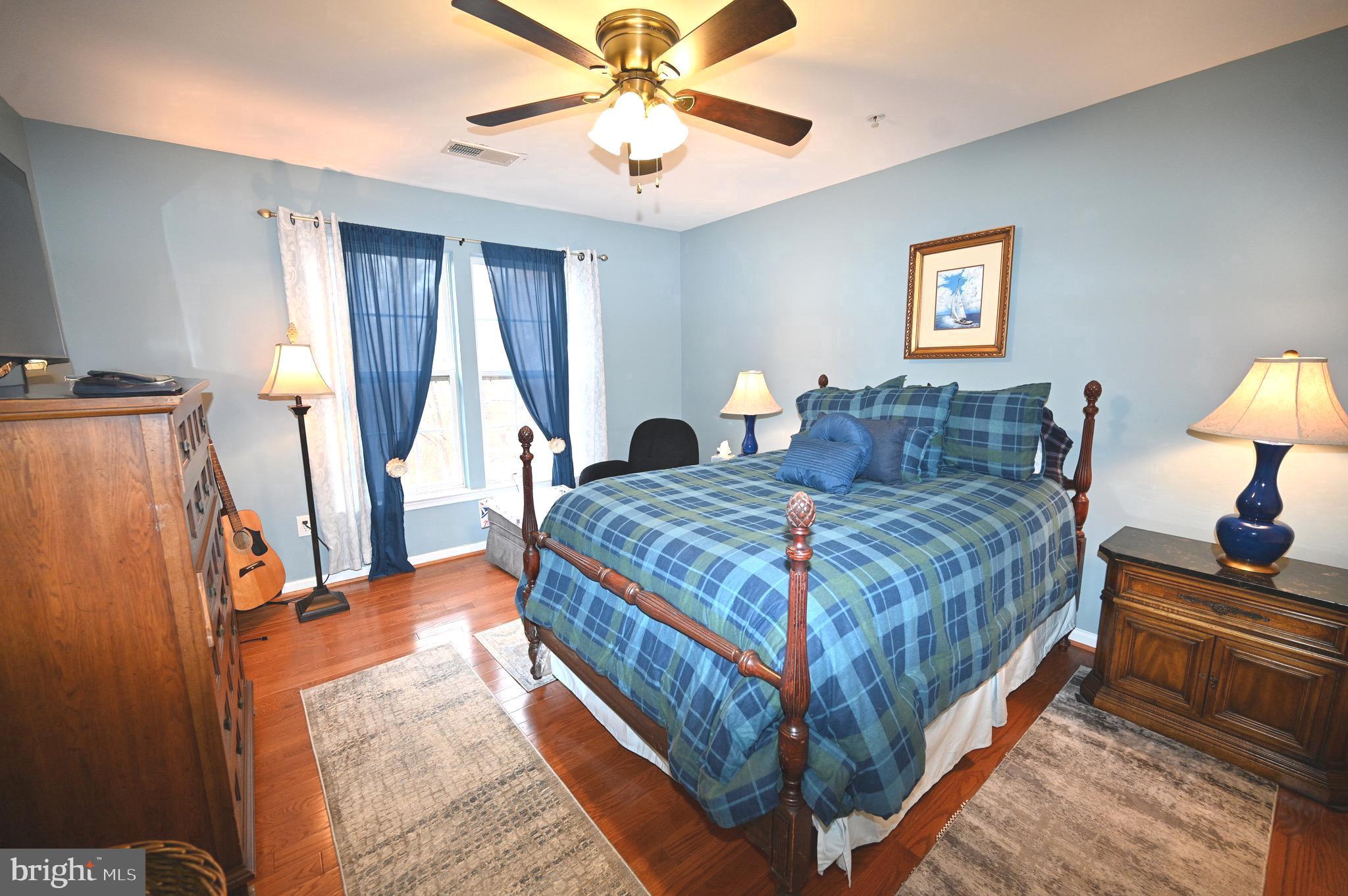 EARNSHAW ESTATES - Residential