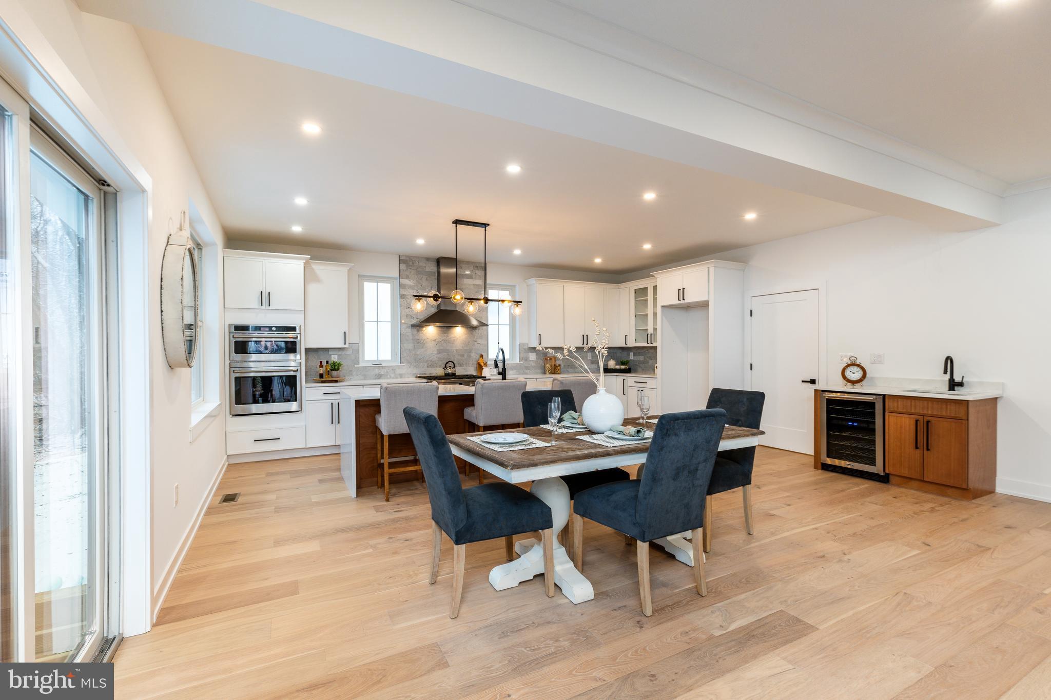 CHURCHVILLE MANOR - Residential