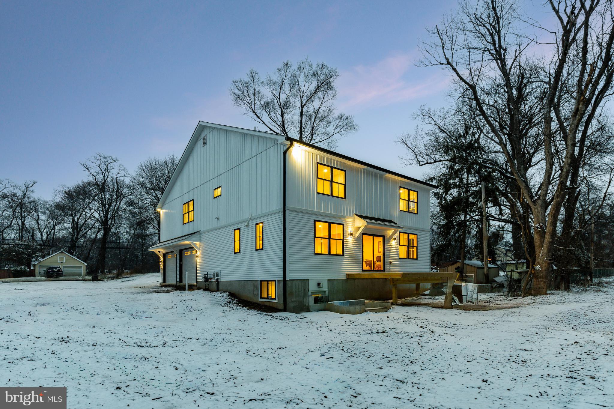 CHURCHVILLE MANOR - Residential