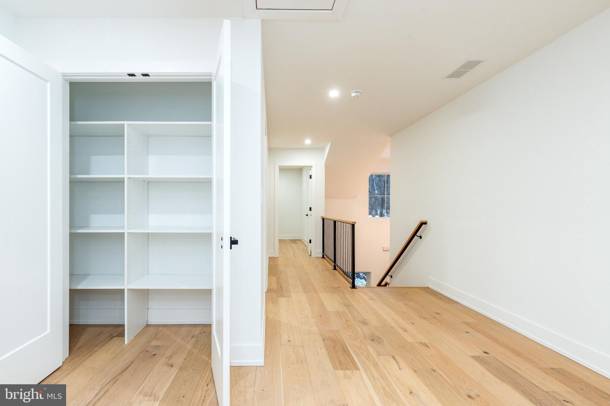 CHURCHVILLE MANOR - Residential