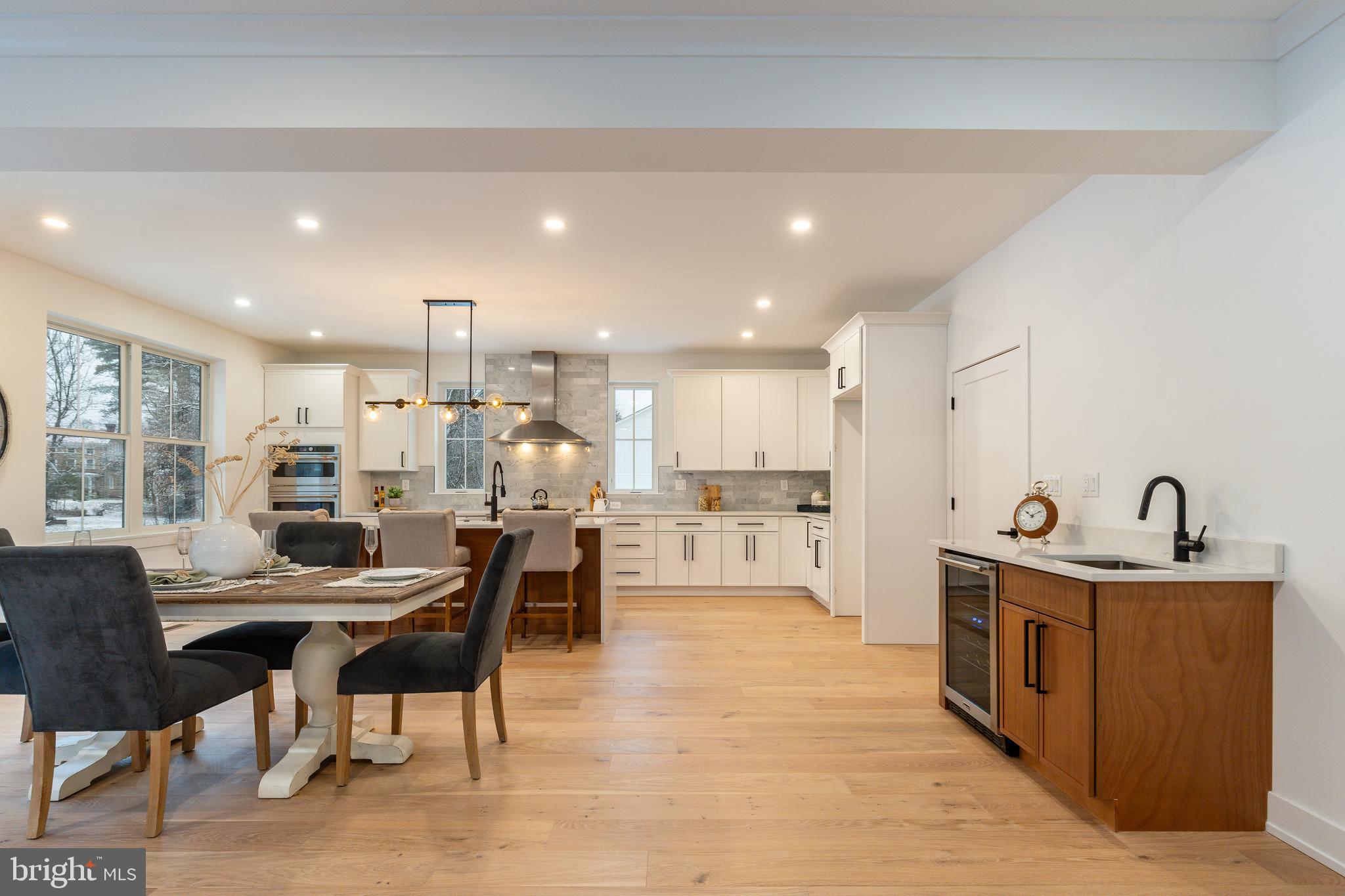 CHURCHVILLE MANOR - Residential