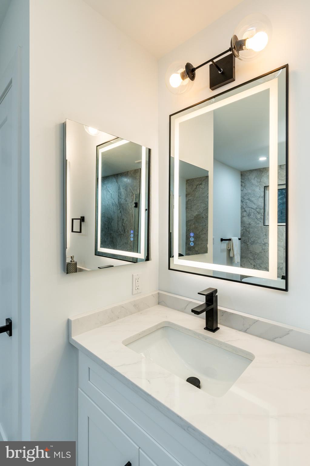 CHURCHVILLE MANOR - Residential