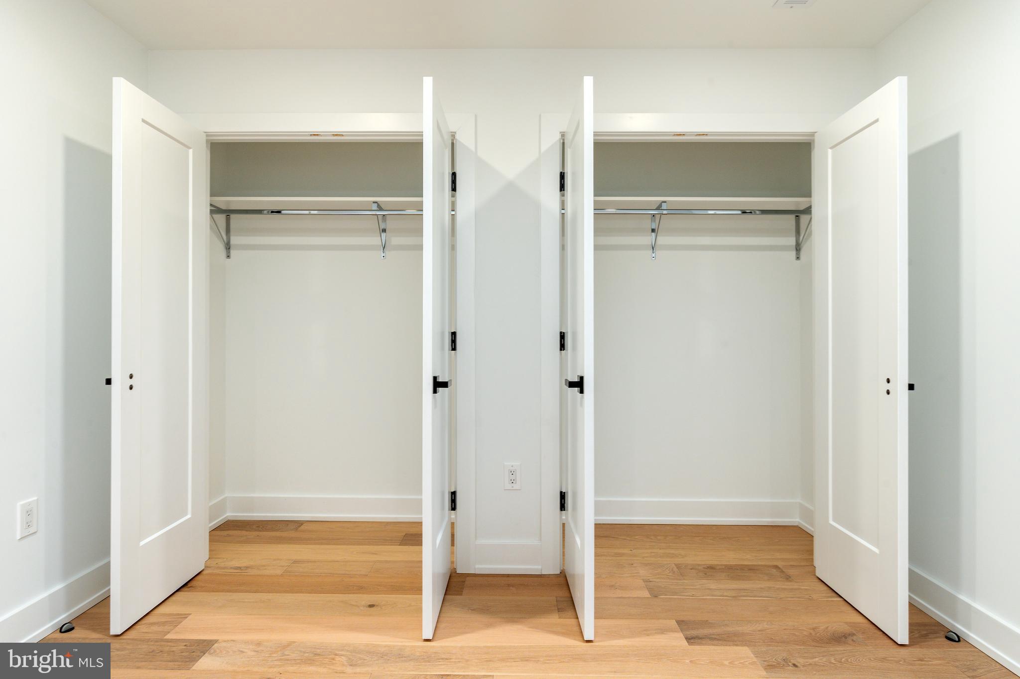 CHURCHVILLE MANOR - Residential