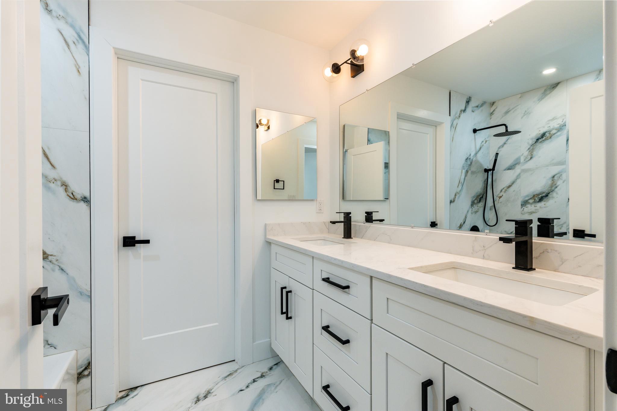 CHURCHVILLE MANOR - Residential