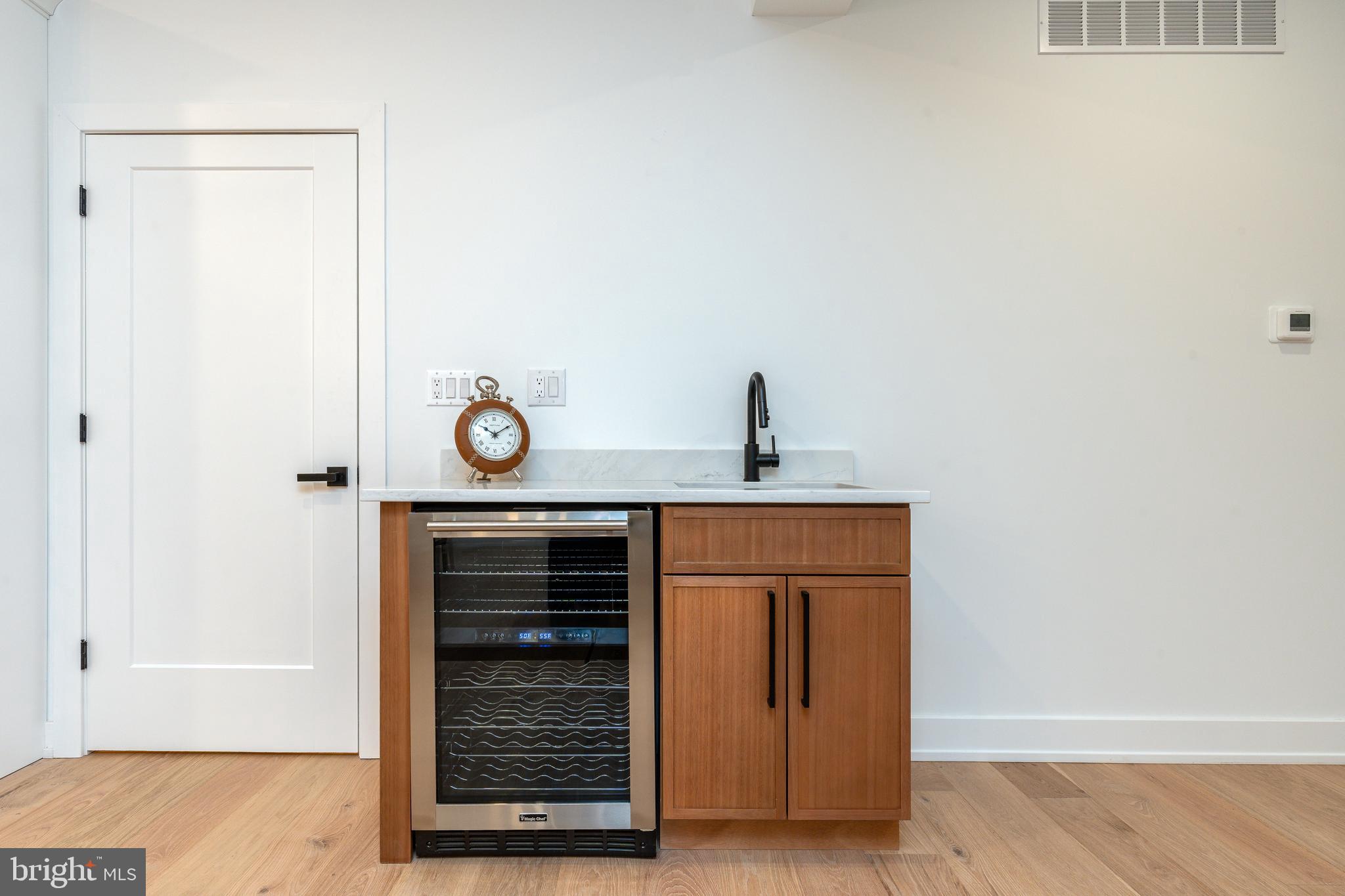 CHURCHVILLE MANOR - Residential