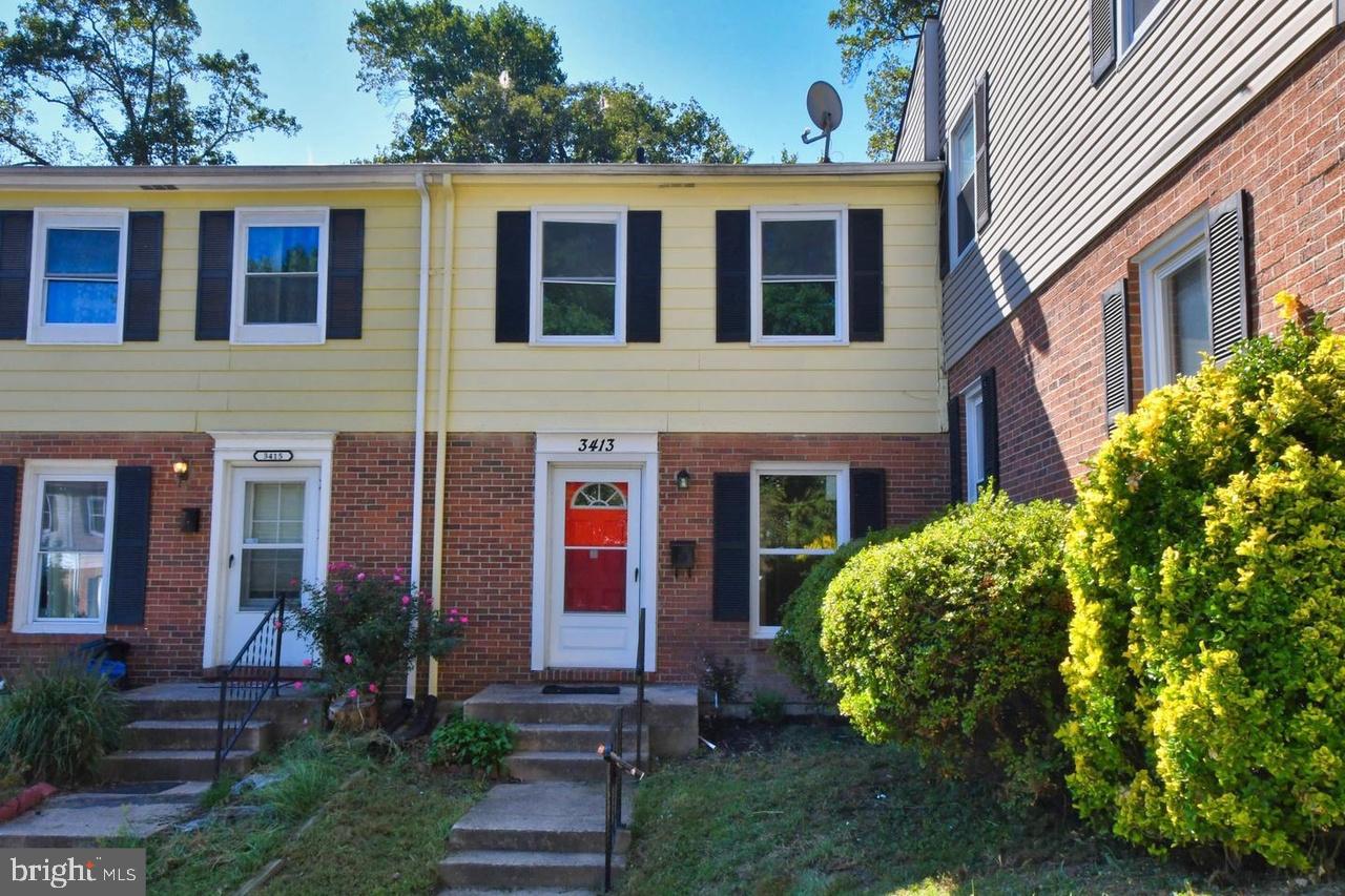 Beautiful 3 BR /1.5 BA towhome in Nottingham. Spacious living room and separate dining room lead to the kitchen. fully finished/ walkout basement with Fenced backyard and owner paid community pool! Located just minutes from White Marsh Mall, major commuter routes (I-95 & 695), top-rated schools, and local parks, this home offers everything you need. Background/credit check required per adult. applicants must apply online at the link above. Vouchers Accepted. Pets allowed case by case, Minimum 650 credit score. Owners prefer to see at least 3x income vs rent amount.