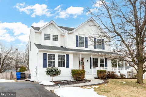 Homes For Sale - 94 Kenan Street<br/> TANEYTOWN, MD 21787