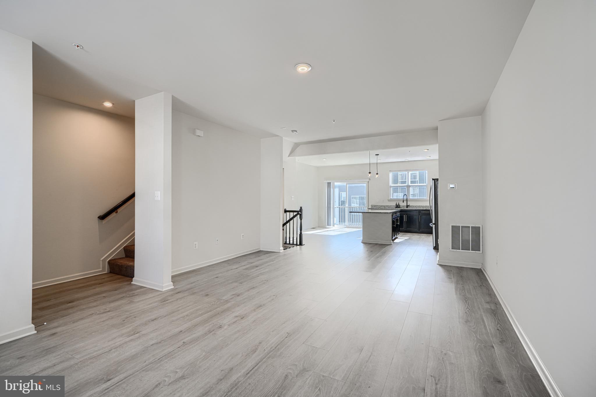 THE RIDGES - Residential Lease