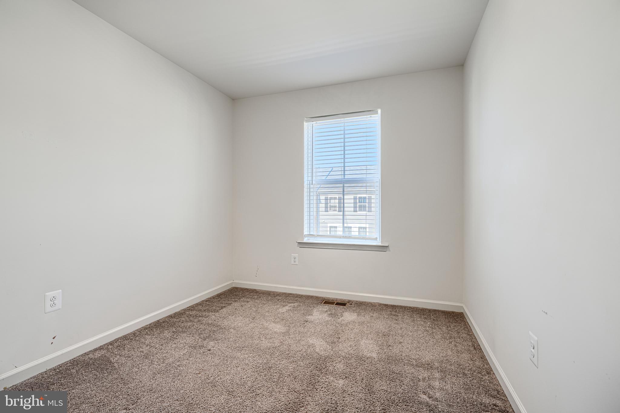 THE RIDGES - Residential Lease