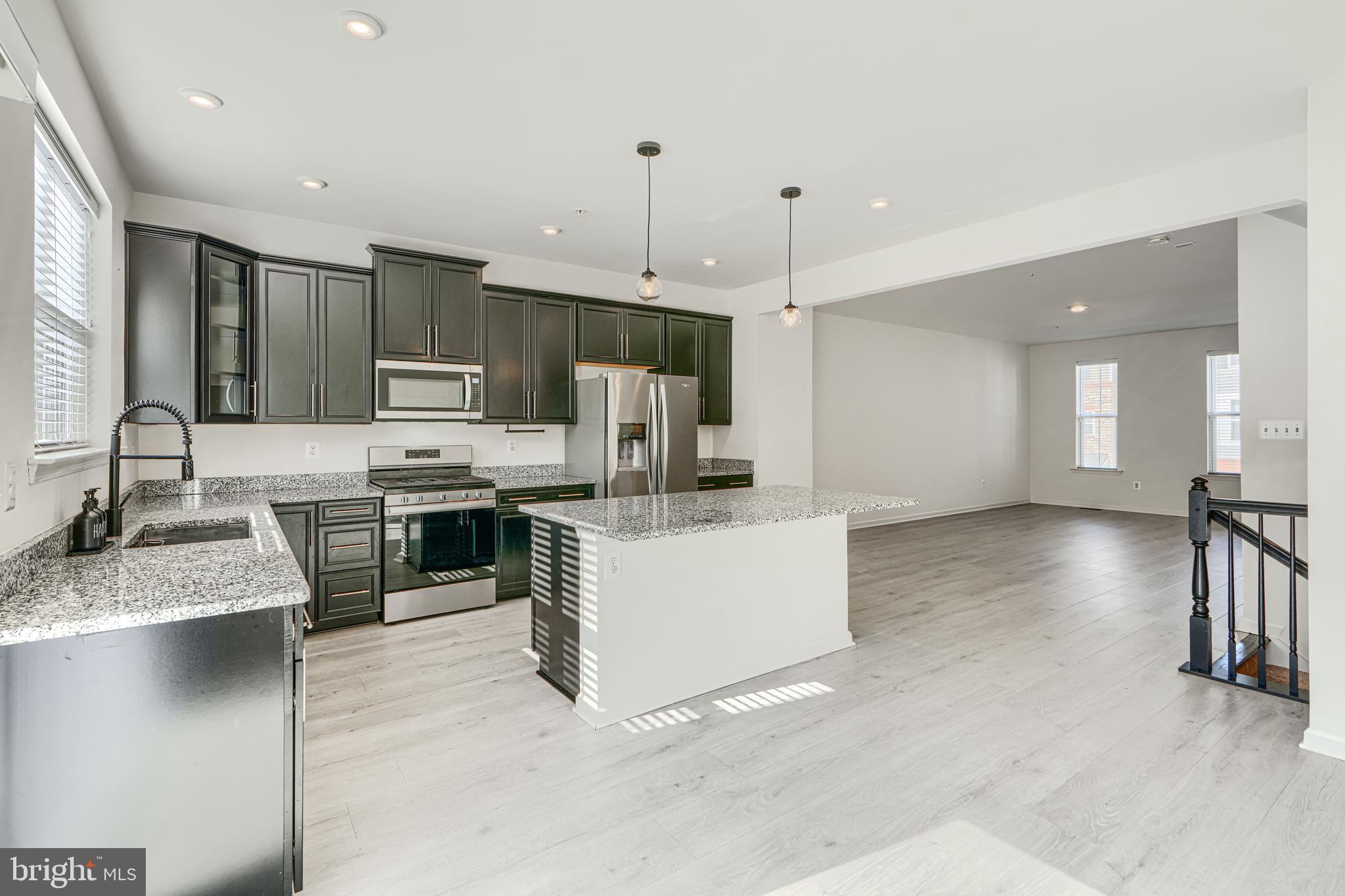 THE RIDGES - Residential Lease