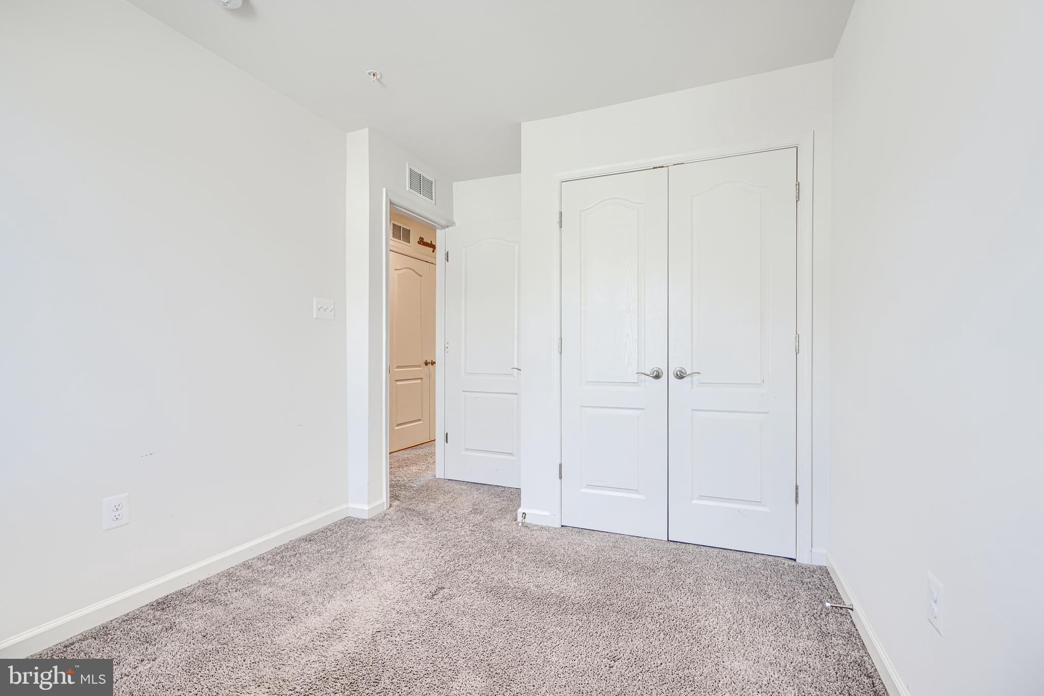 THE RIDGES - Residential Lease