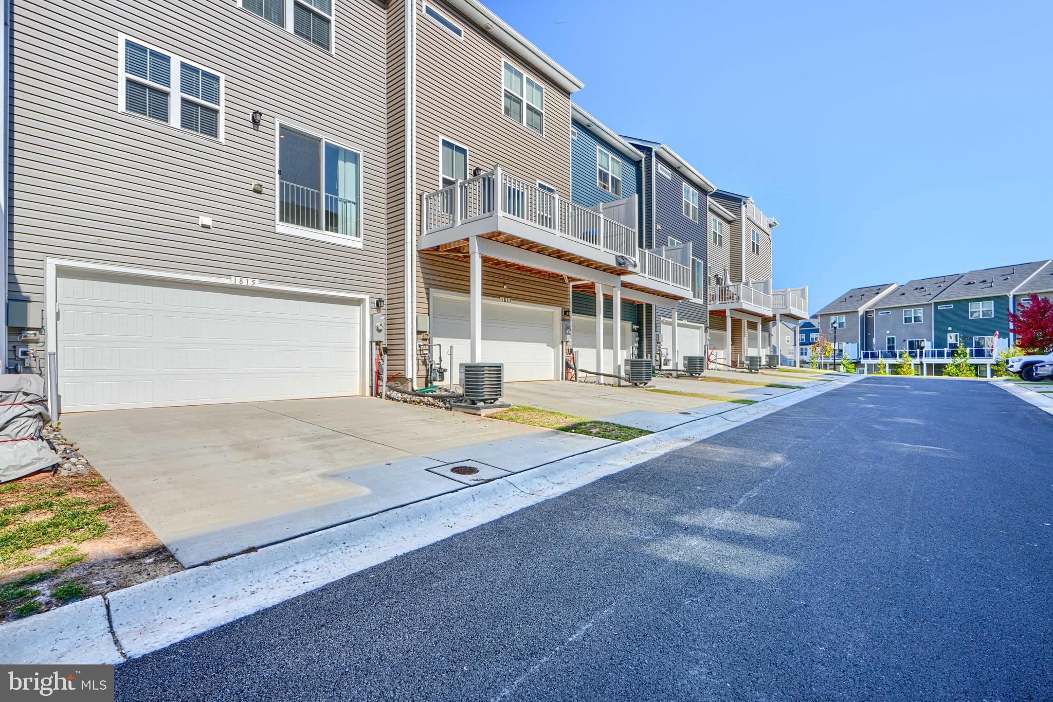 THE RIDGES - Residential Lease