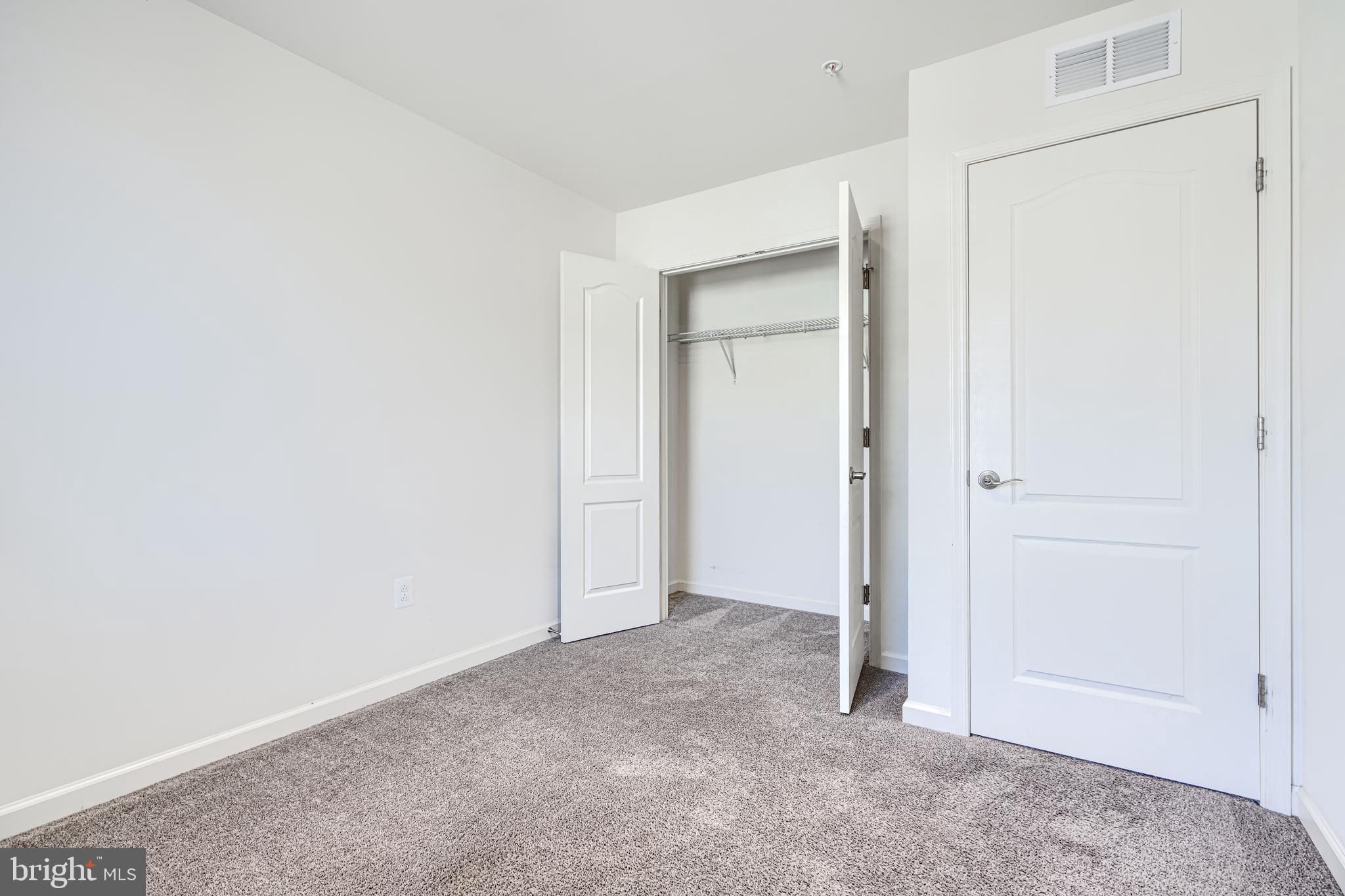 THE RIDGES - Residential Lease