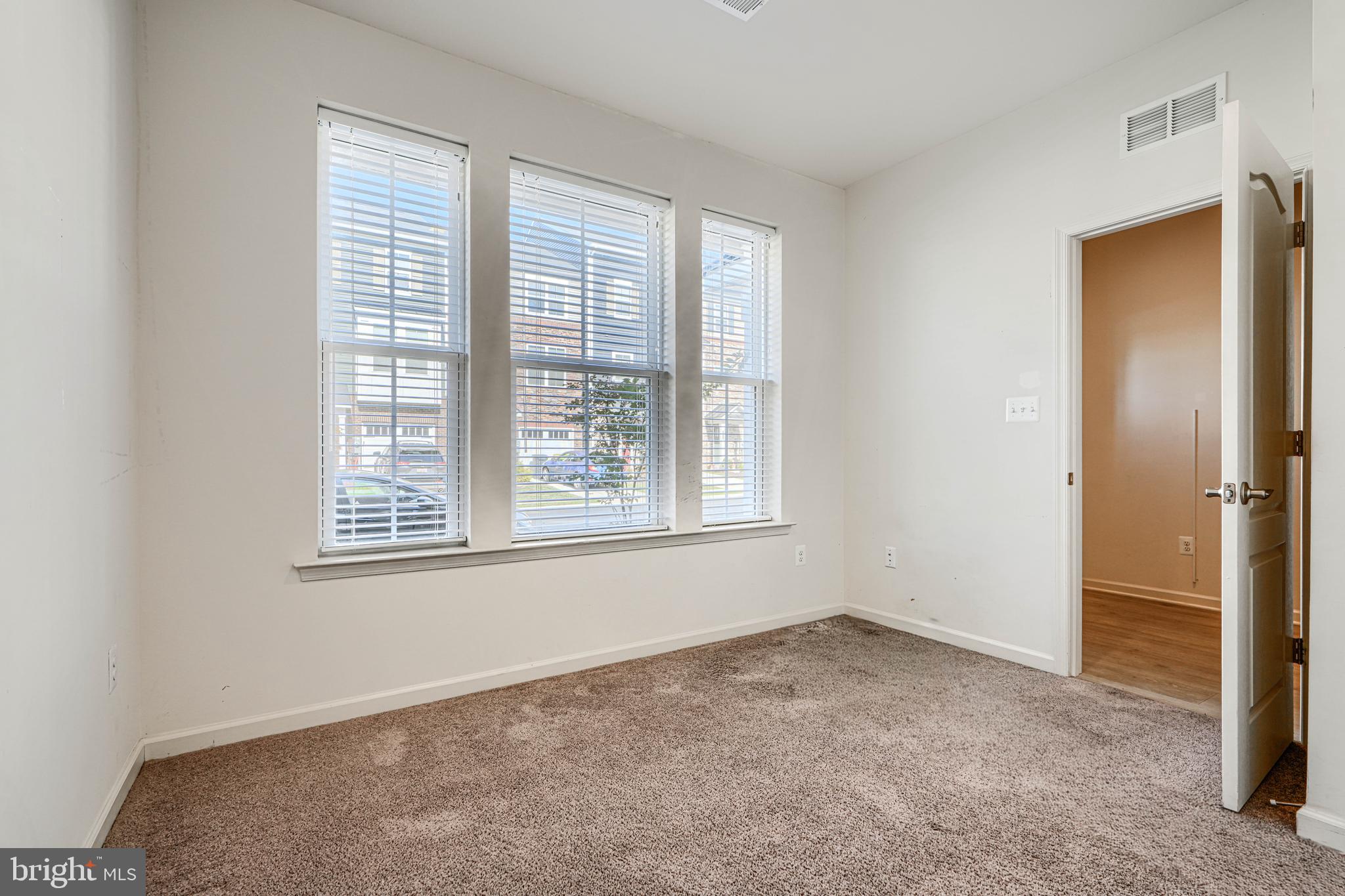 THE RIDGES - Residential Lease