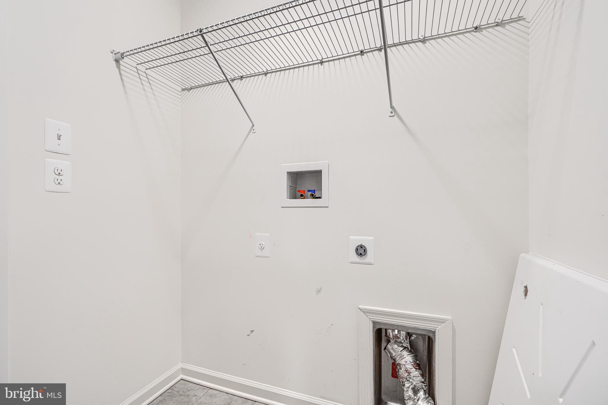 THE RIDGES - Residential Lease