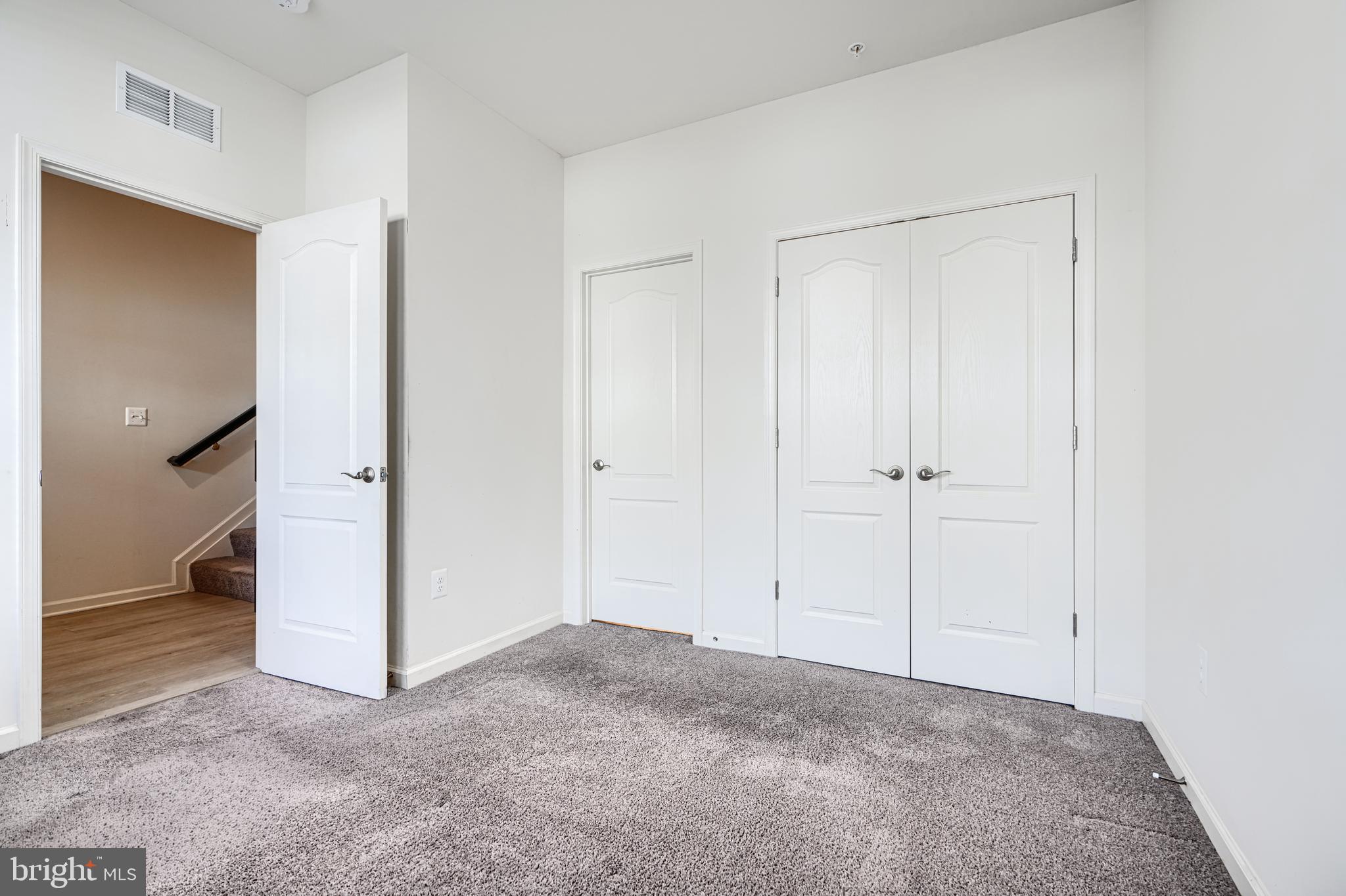 THE RIDGES - Residential Lease