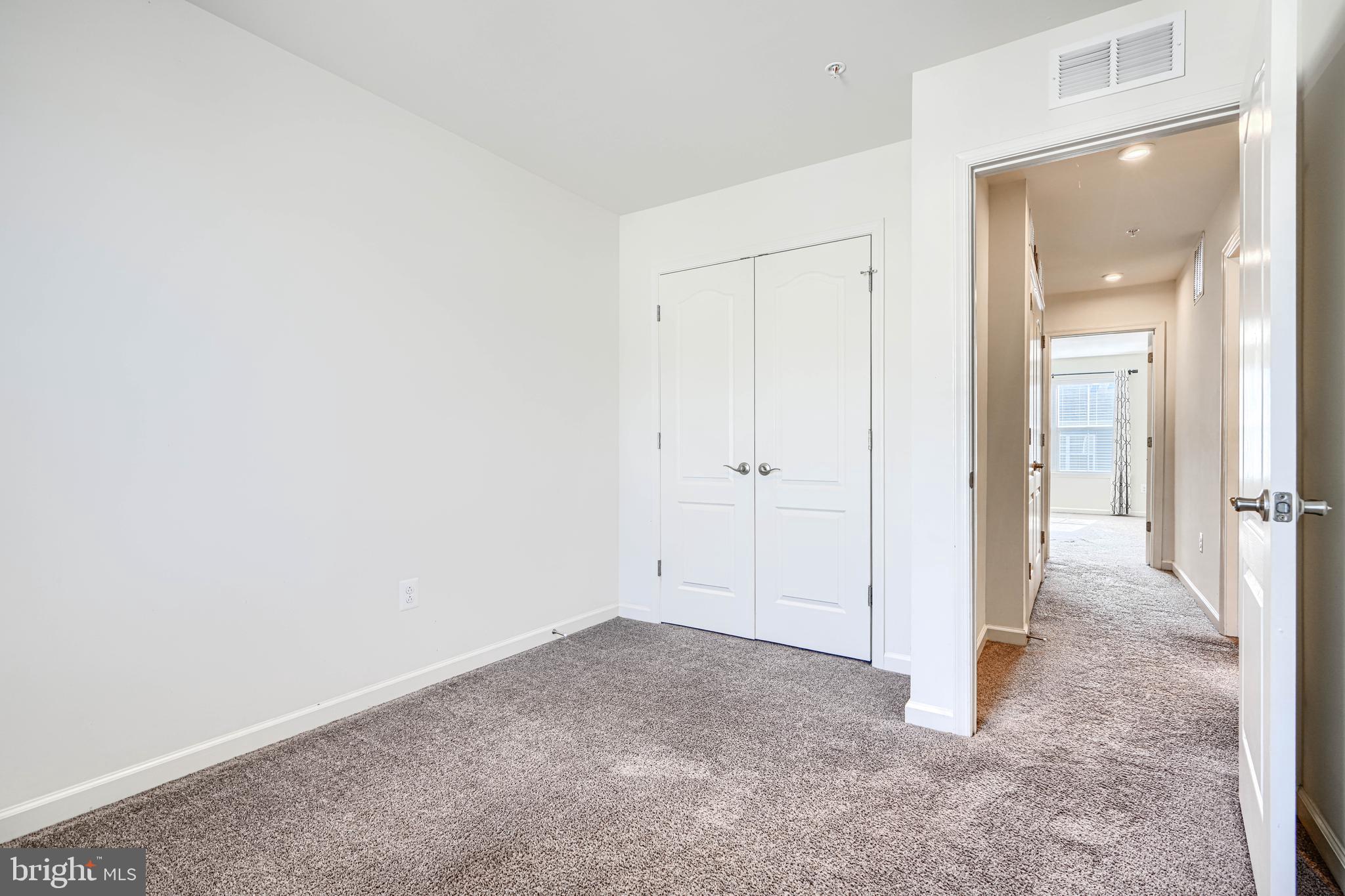 THE RIDGES - Residential Lease