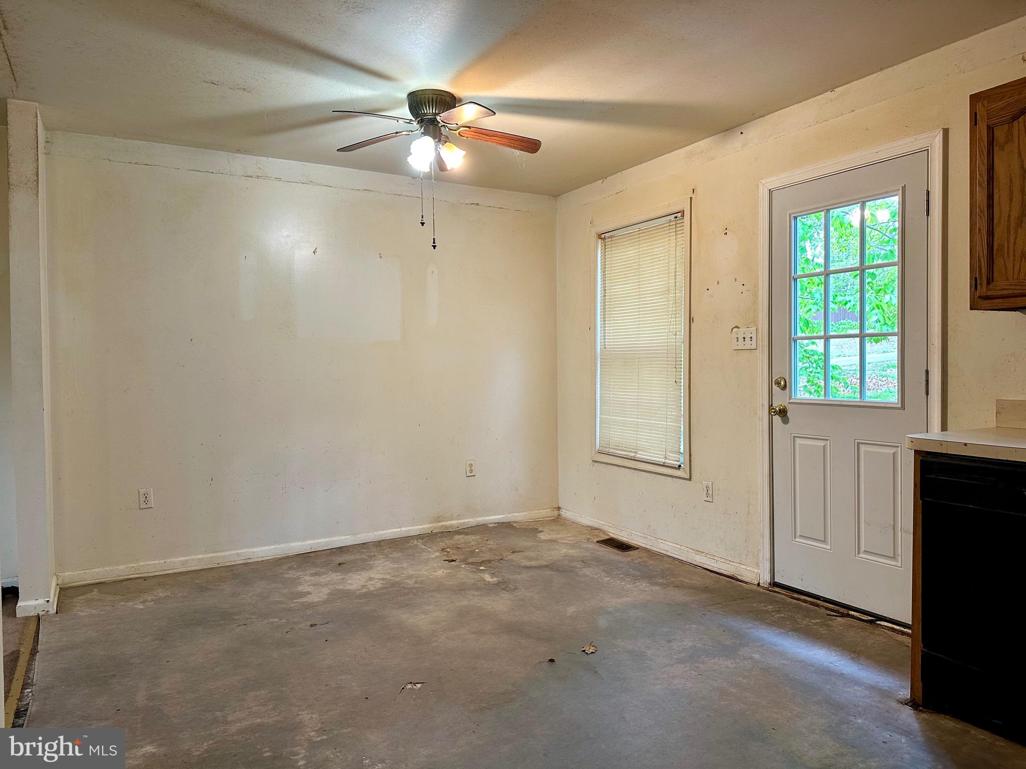 AUTUMN WOOD RIDGE - Residential