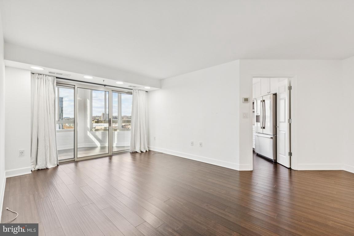 2151 JAMIESON AVENUE 1002