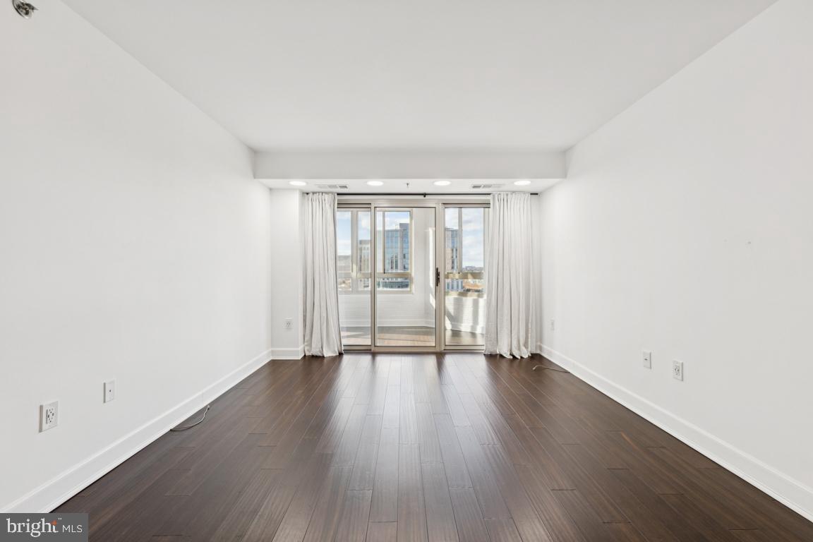 2151 JAMIESON AVENUE 1002