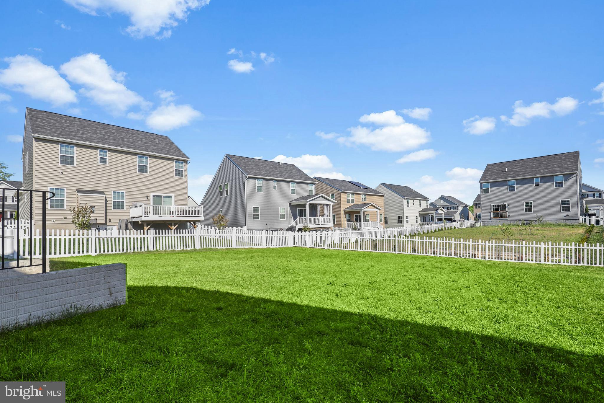 LEES PARKE - Residential