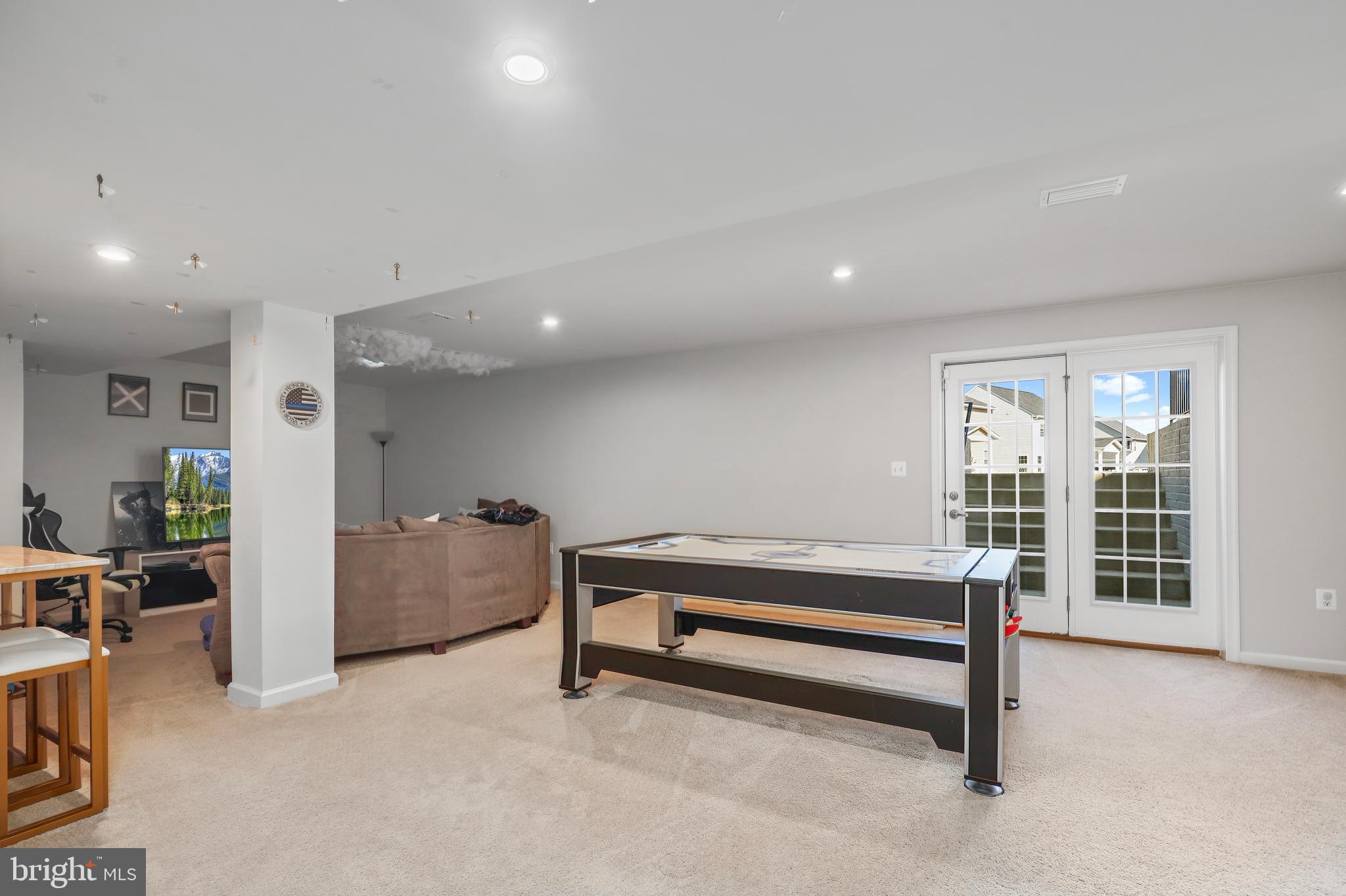 LEES PARKE - Residential